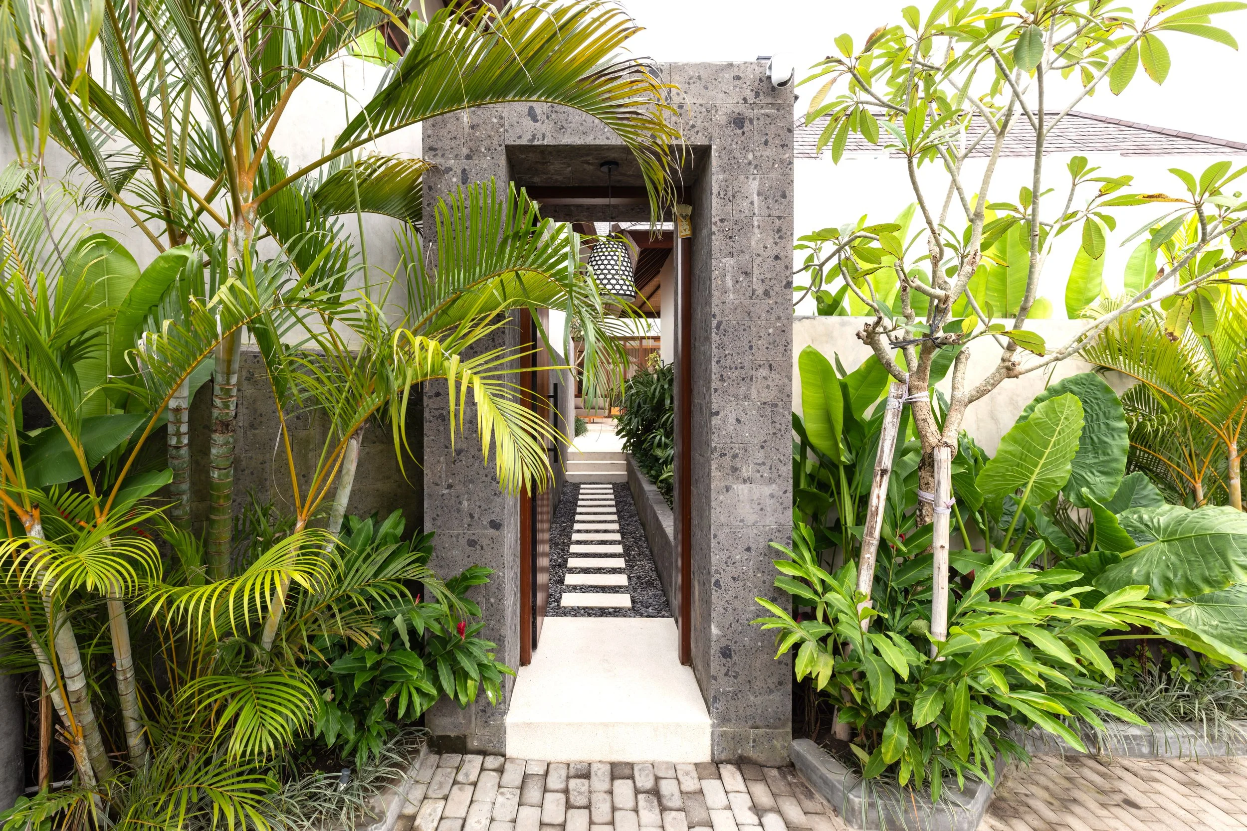 BALINESE MODERN TROPICAL STYLE VILLA - 6 BEDROOM - NYANYI BEACH - villa - for - sale - Bali