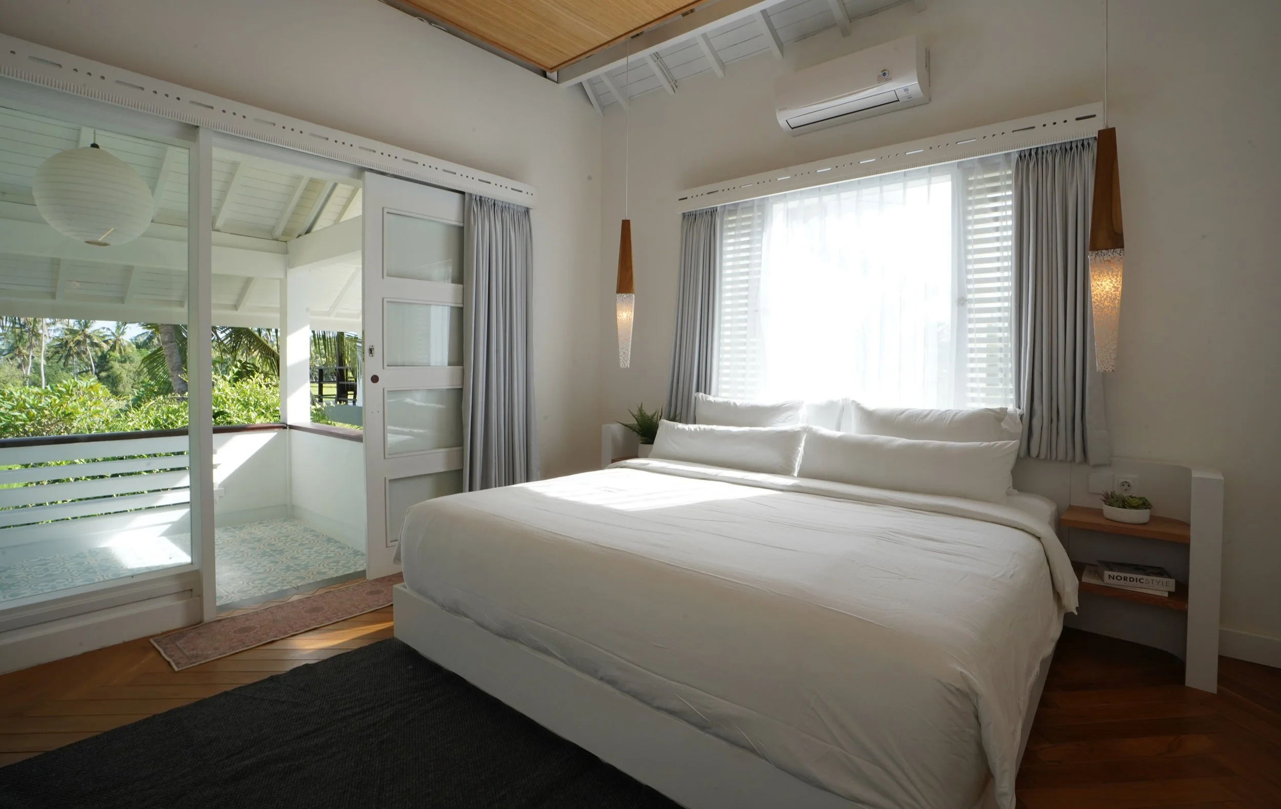 CONTEMPORARY SACTUARY FRAMED BY NATURE - 6 BEDROOM - UBUD