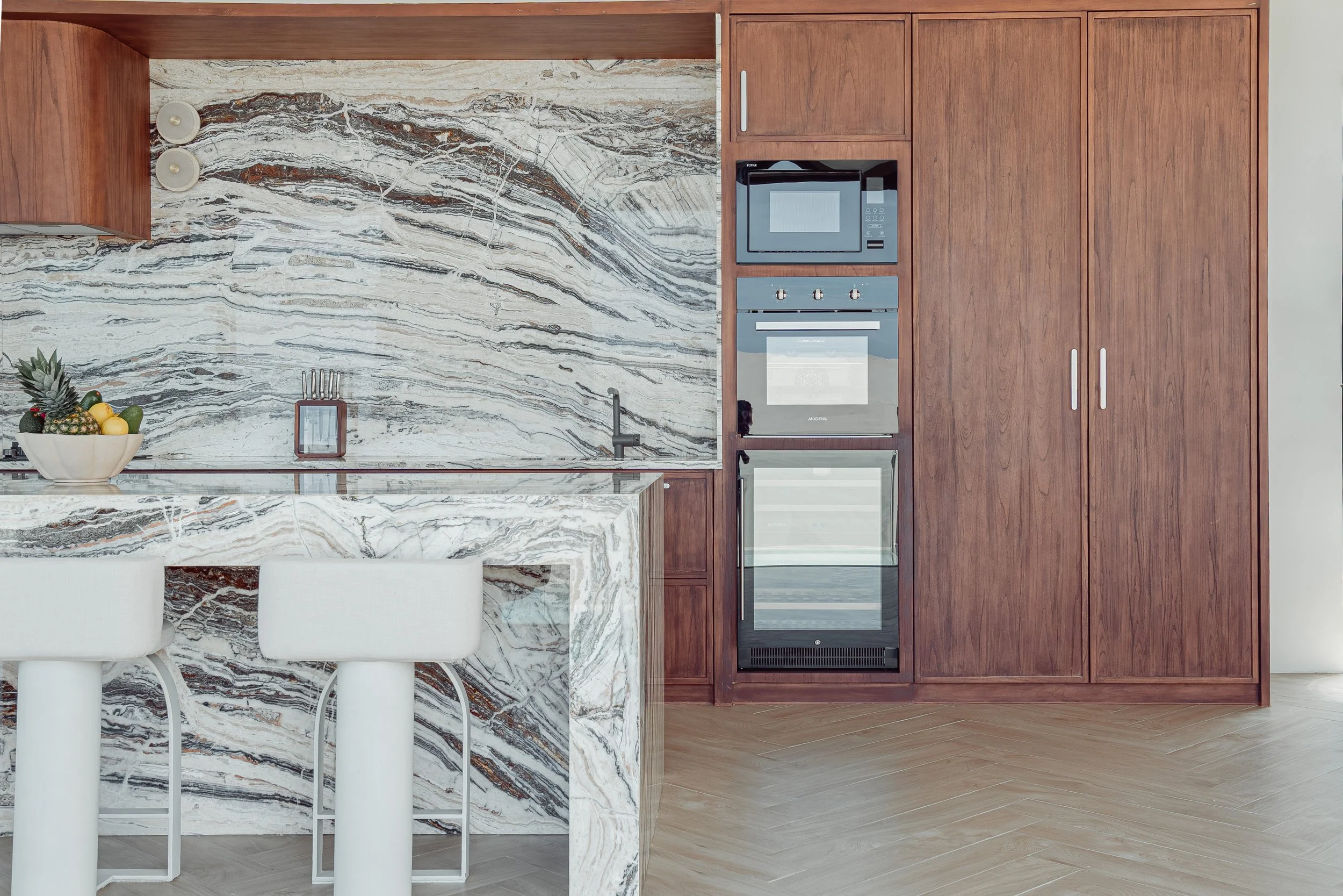 OCEAN VIEW VILLA NEXT TO DREAMLAND BEACH - 4 BEDROOM - BINGIN