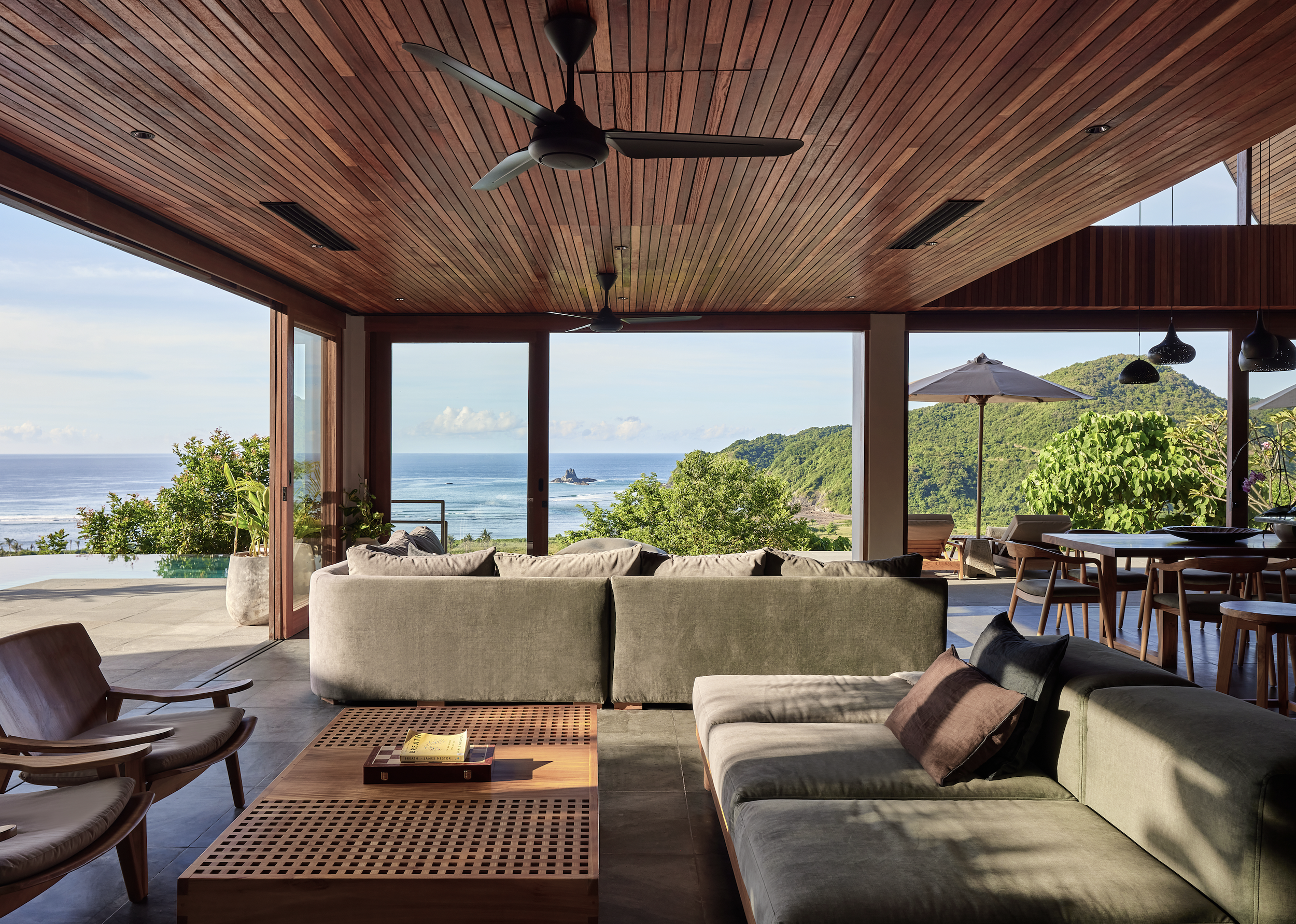 ARCHITECTURAL VILLA BY ALEXIS DORNIER - 5 BEDROOM - TAMPAH HILLS - LOMBOK - EXCLUSIVITY