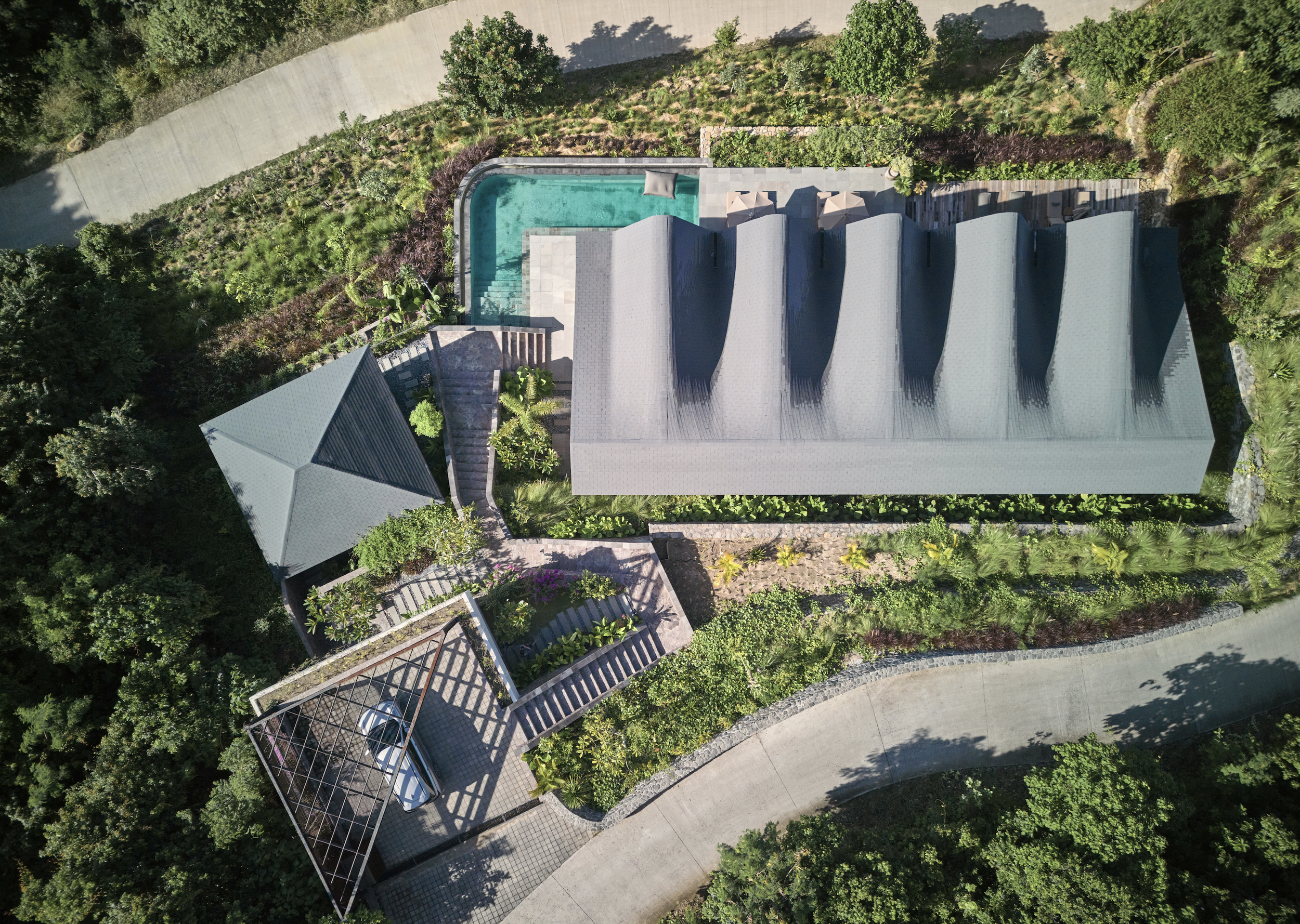 ARCHITECTURAL VILLA BY ALEXIS DORNIER - 5 BEDROOM - TAMPAH HILLS - LOMBOK - EXCLUSIVITY