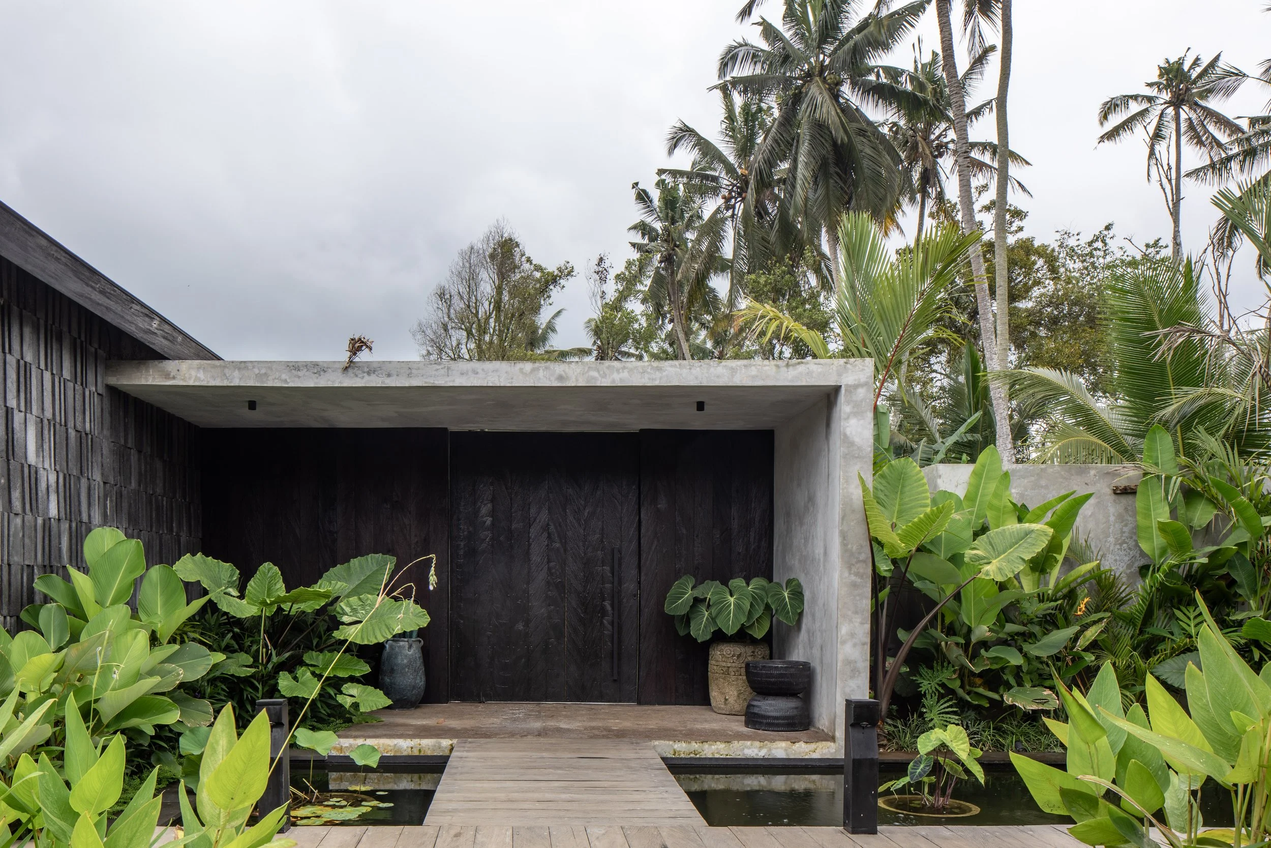 JAPANESE BRUTALIST VILLA - 5 BEDROOM - UBUD