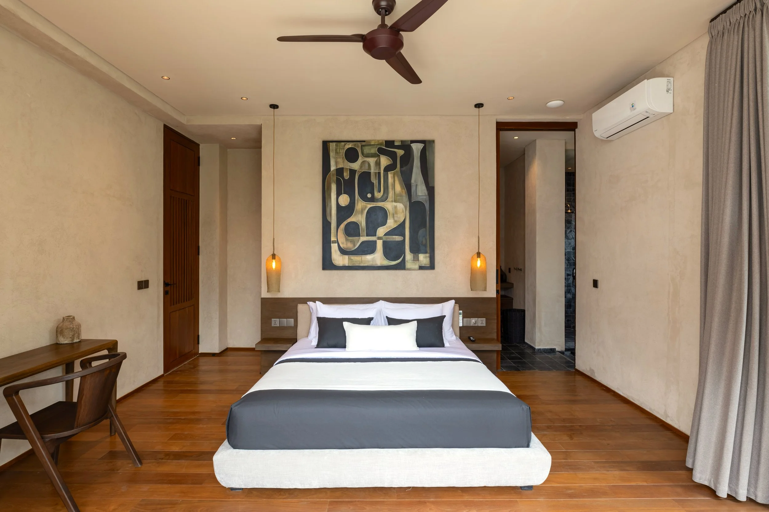 BALINESE MODERN TROPICAL STYLE VILLA - 6 BEDROOM - NYANYI BEACH - villa - for - sale - Bali