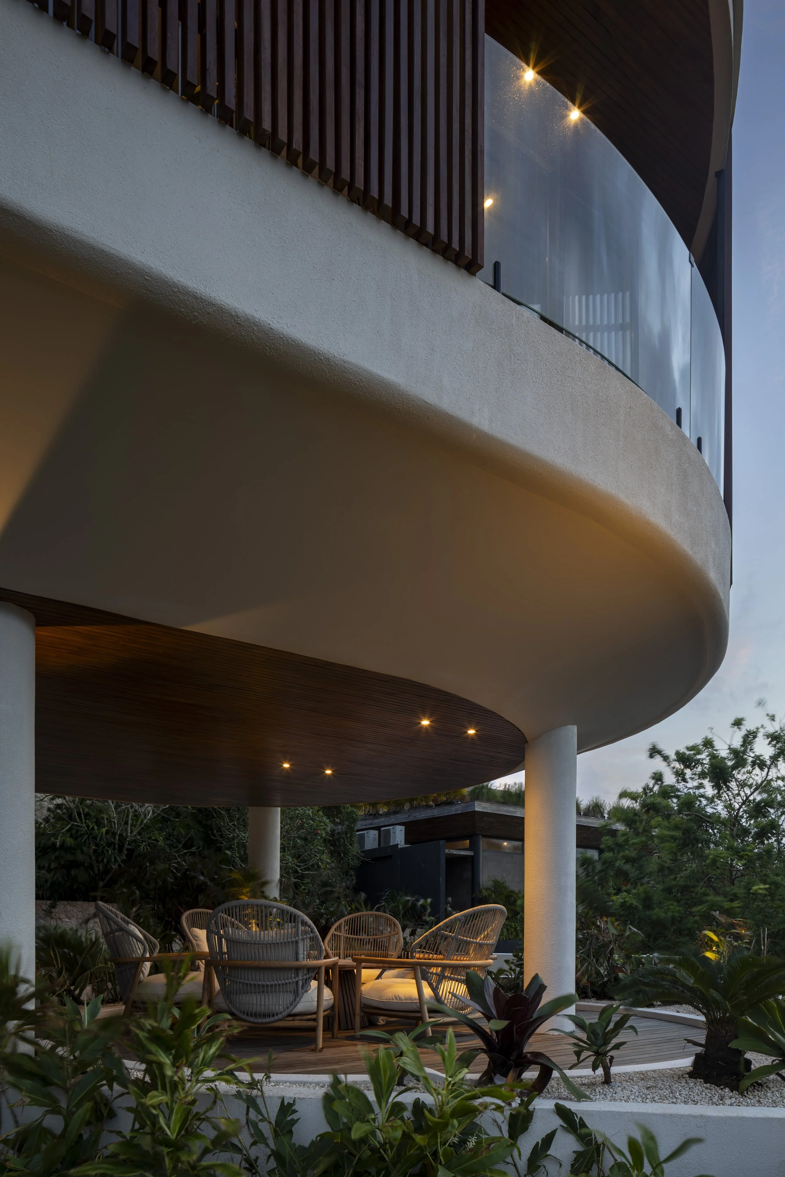 OCEAN VIEW VILLA WITH PRIVATE BEACH ACCESS - 5 BEDROOM - ULUWATU