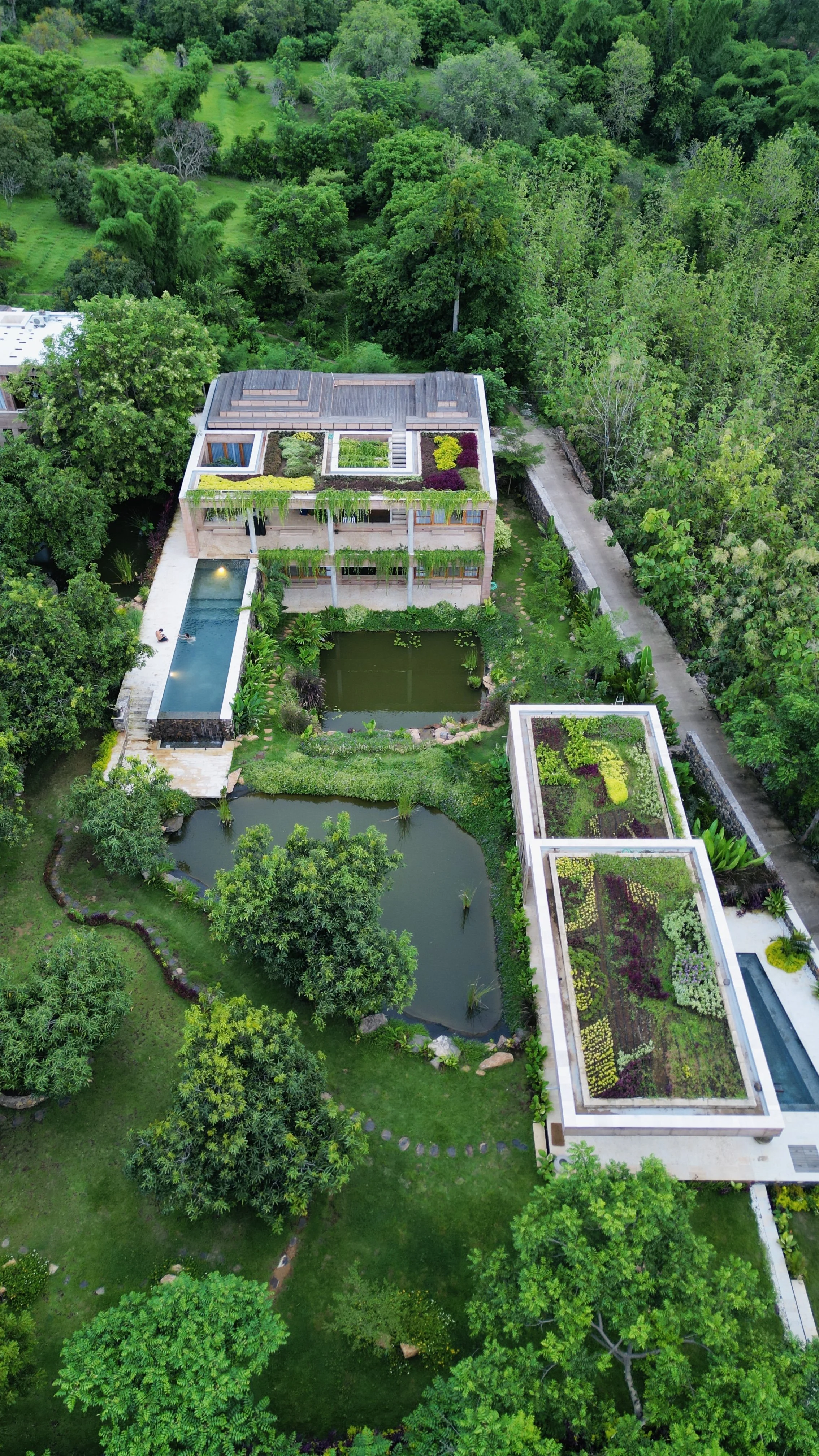 Villa The Pondhouse-3.jpg