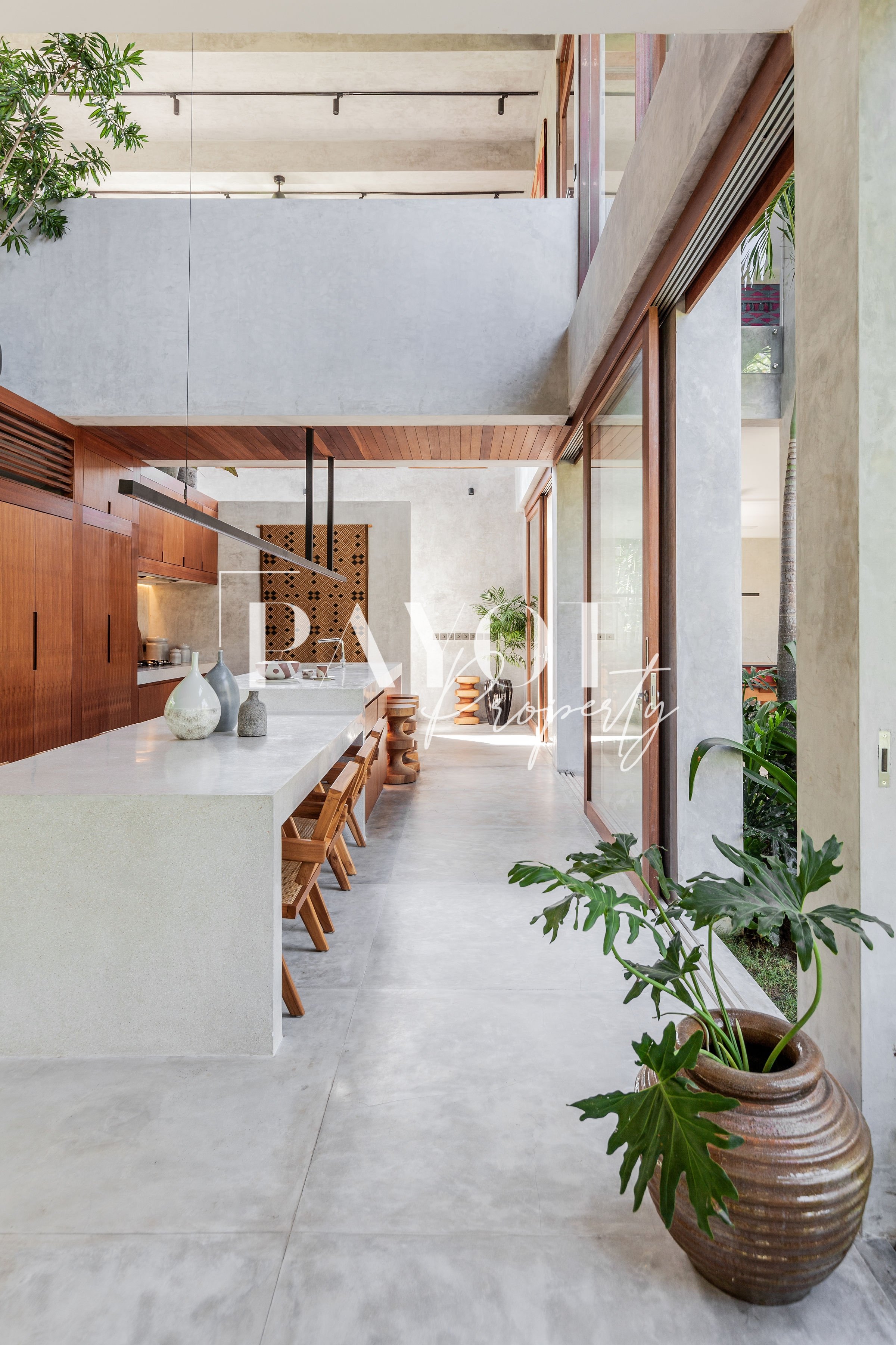 industrial villa for yearly rent Pererenan Bali