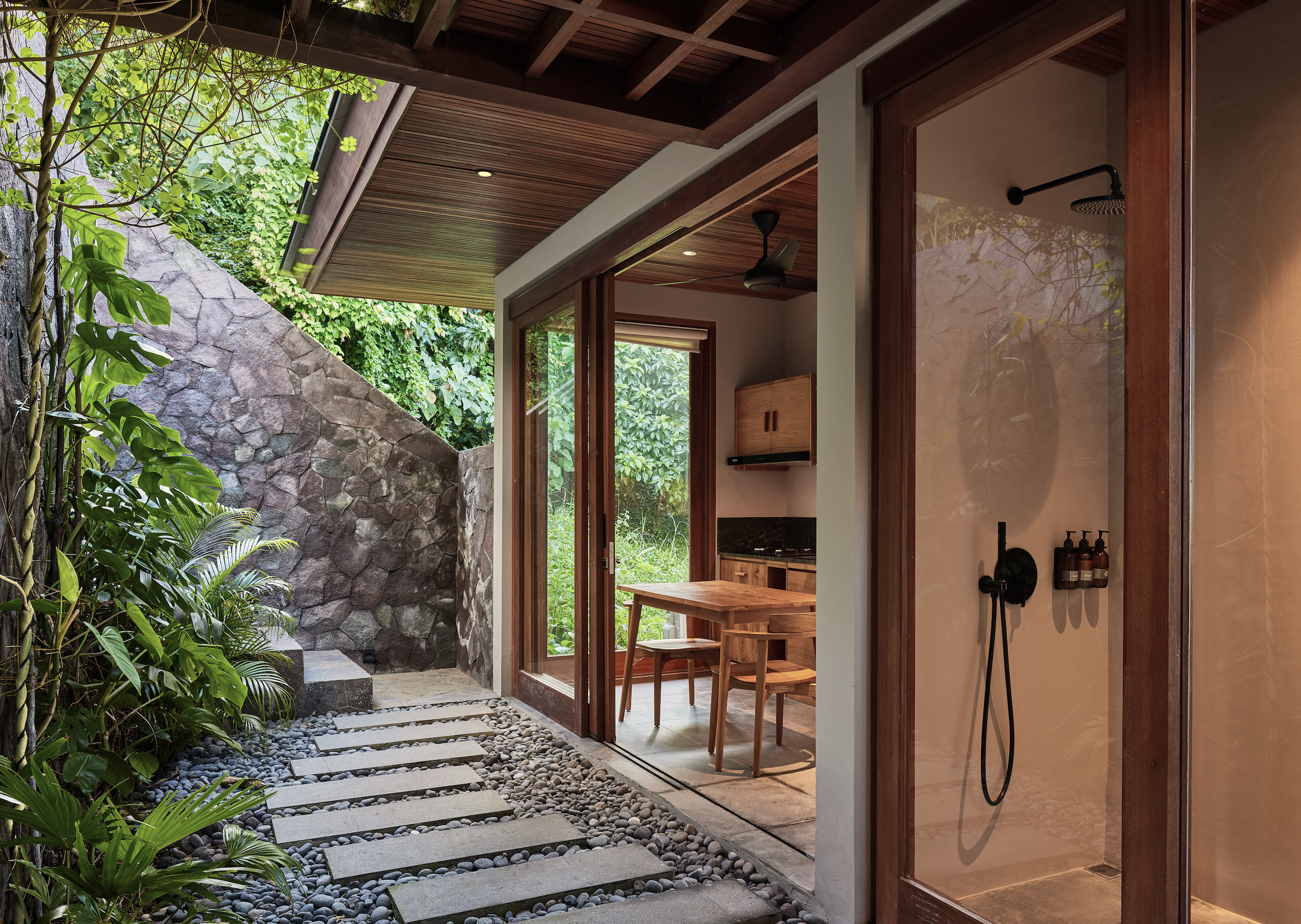 ARCHITECTURAL VILLA BY ALEXIS DORNIER - 5 BEDROOM - TAMPAH HILLS - LOMBOK - EXCLUSIVITY