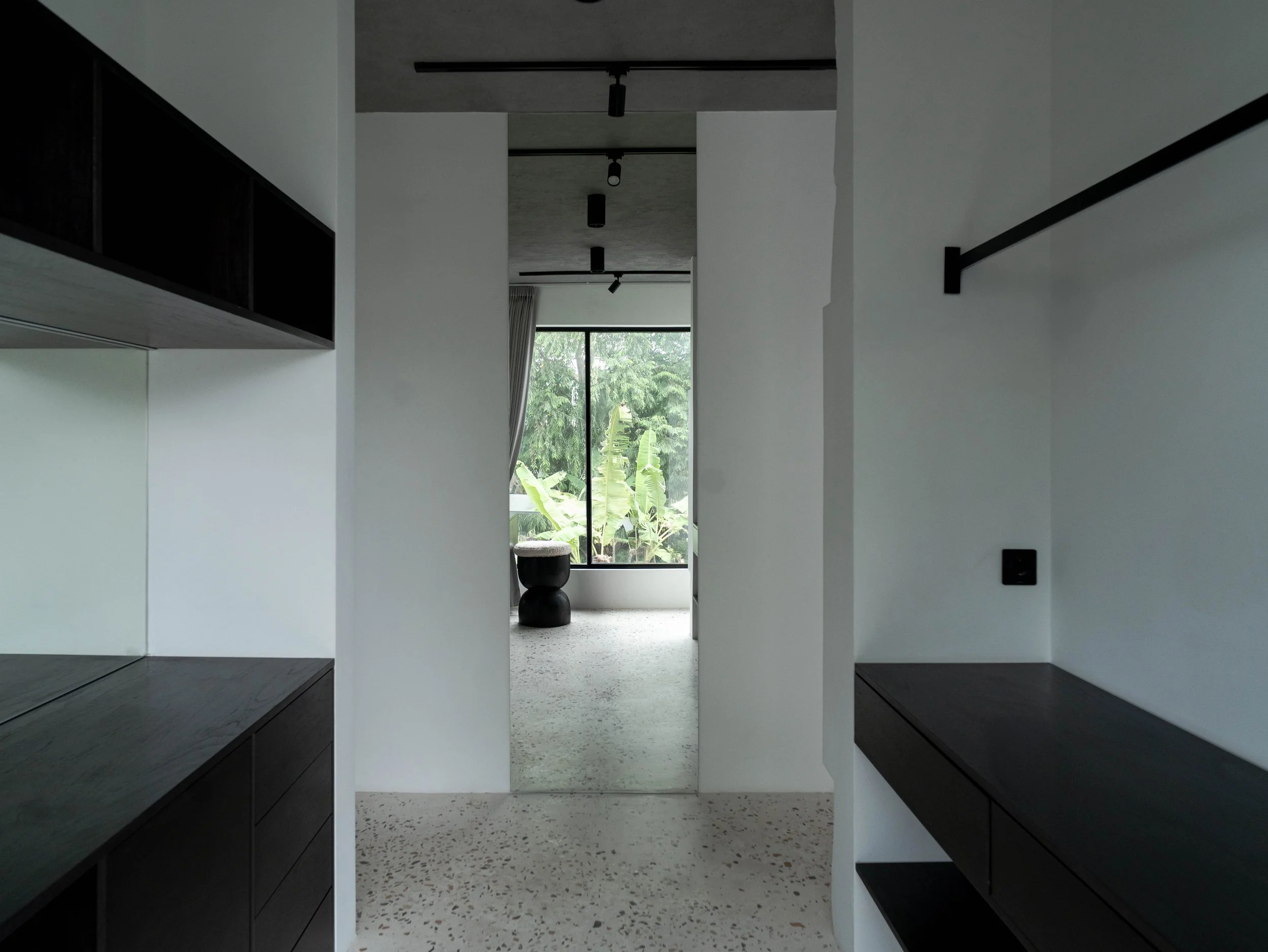 MONOCHROME GEOMETRY VILLA - 2 BEDROOM - PERERENAN