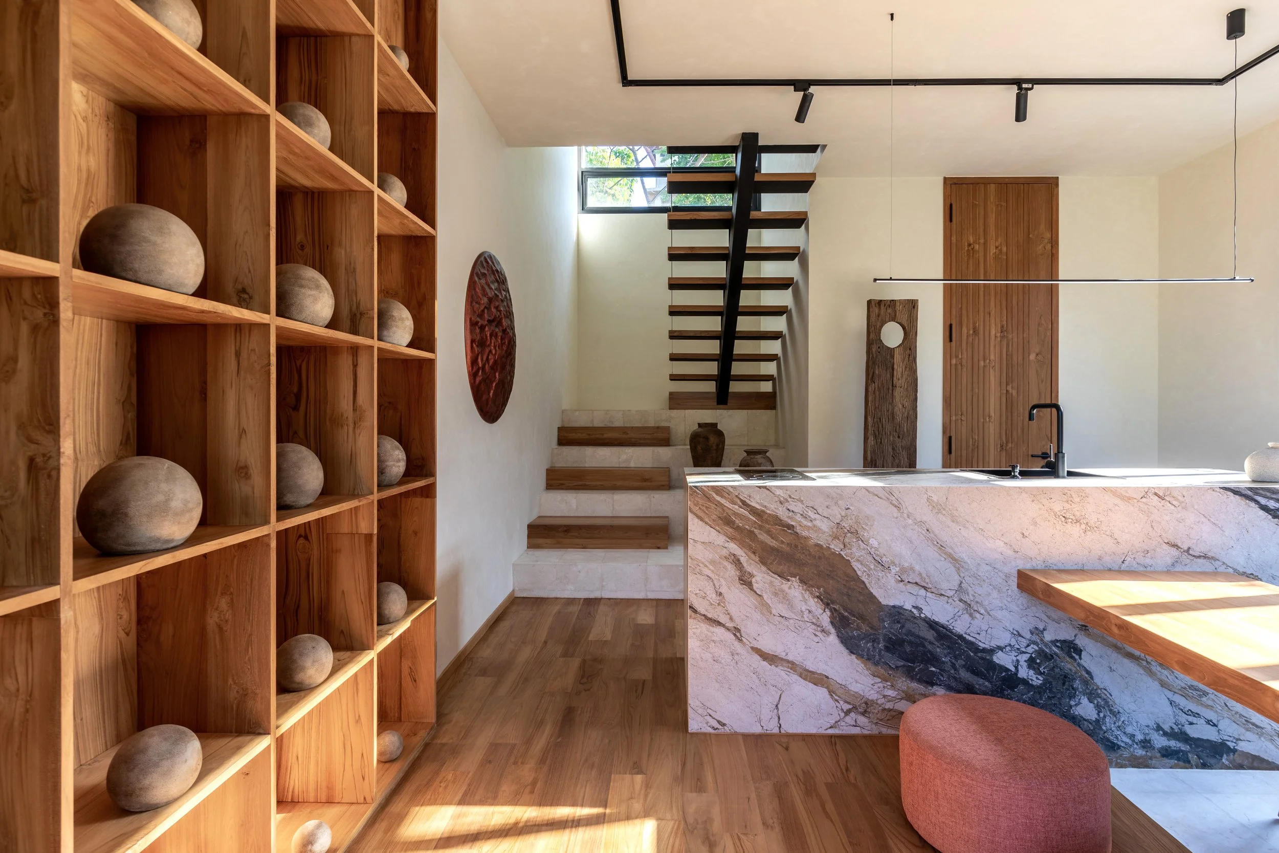 MONOLITHIC VILLA WITH TROPICAL SOUL - 2 BEDROOM - UBUD