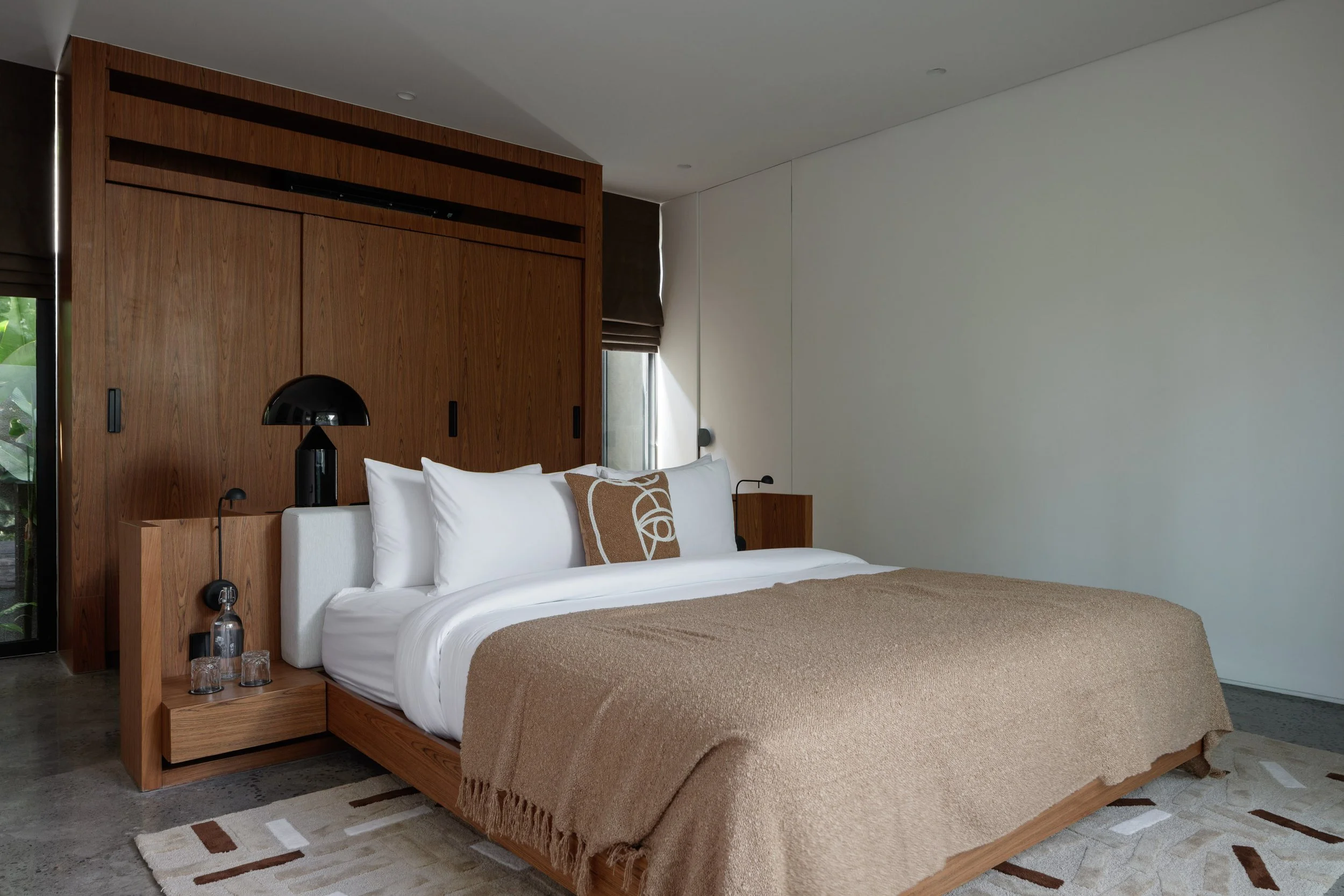 VILLA OF LINES AND LIGHT - 2 BEDROOM - CANGGU