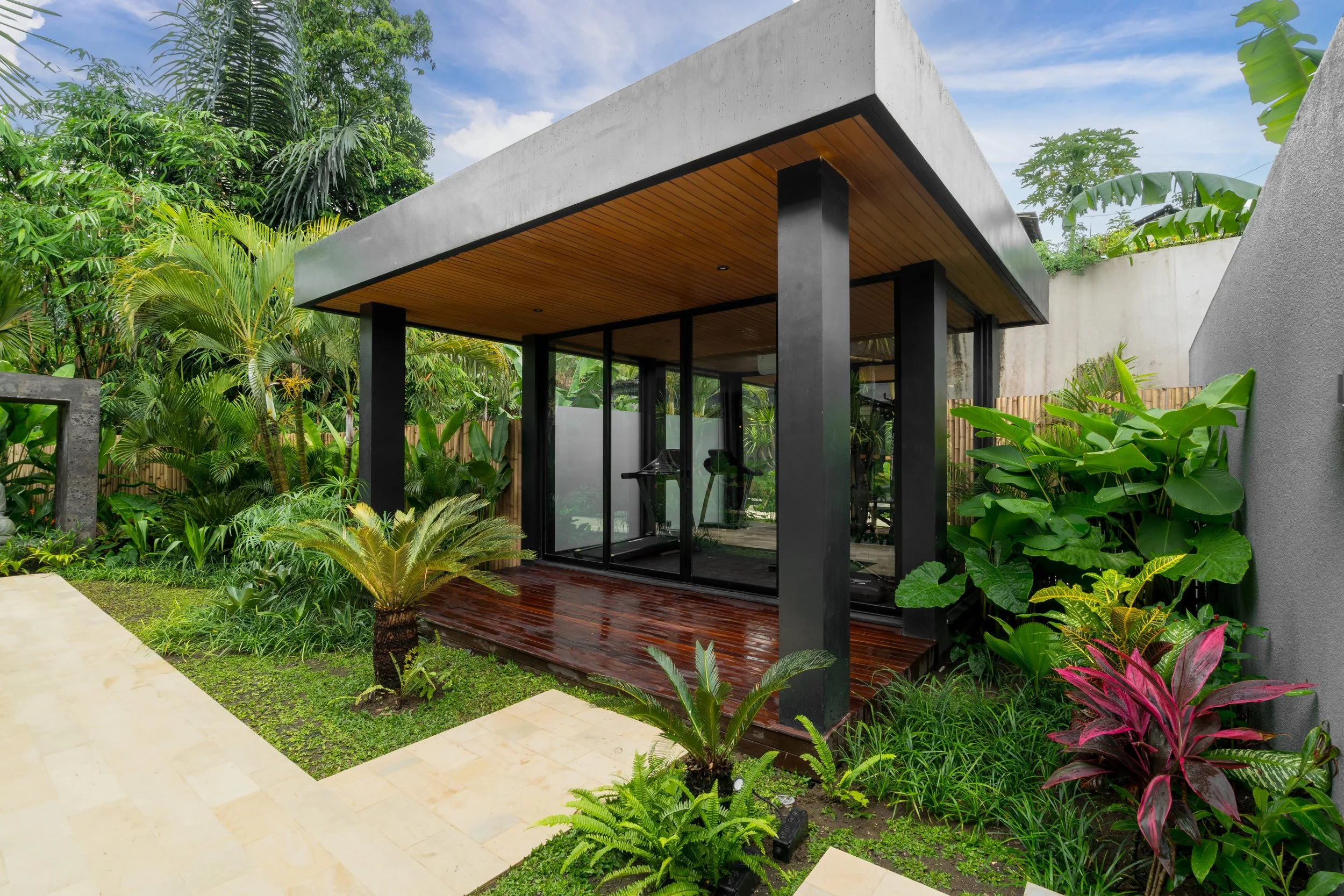 OBSIDIAN HIDEAWAY VILLA - 6 BEDROOM - UBUD