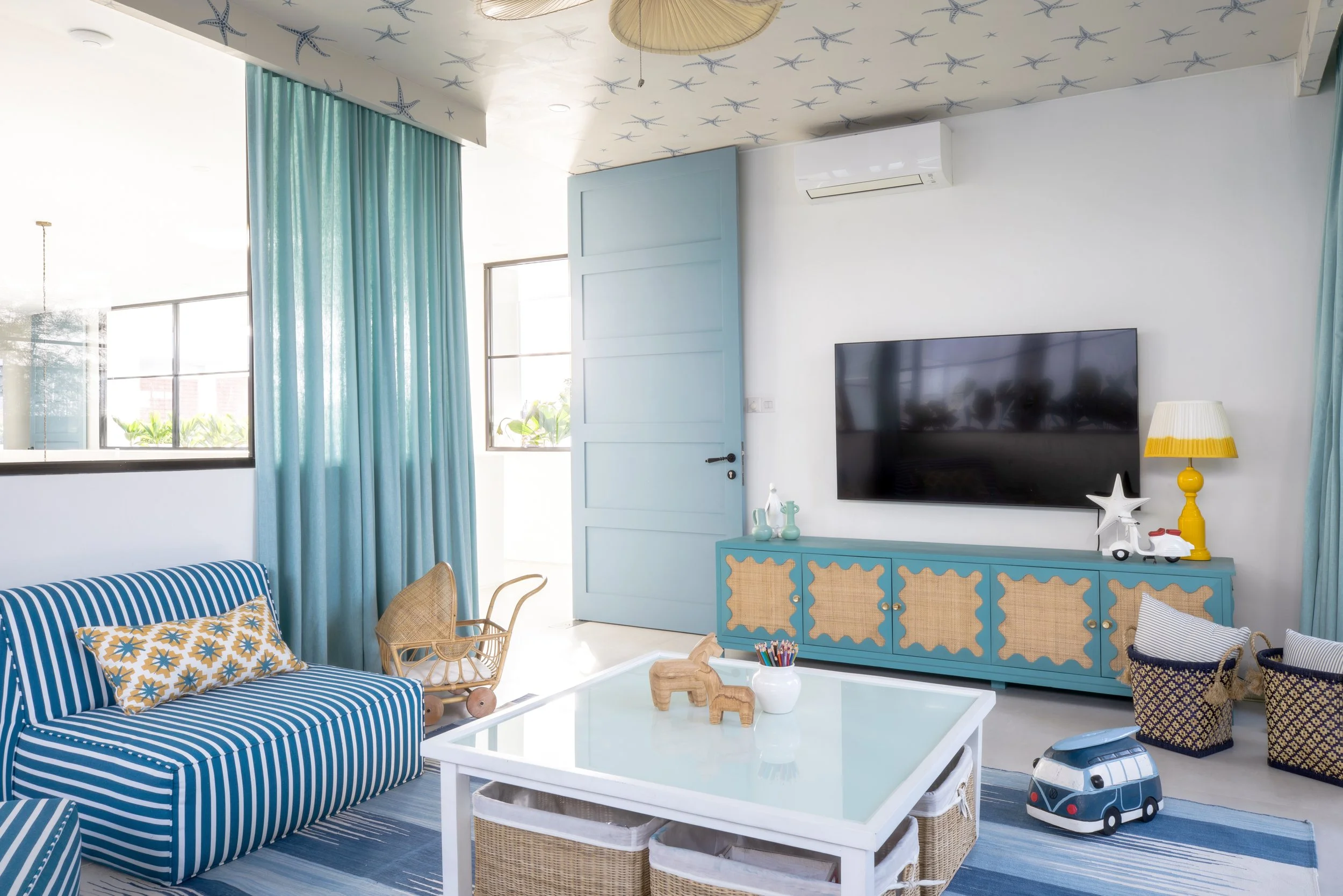 villa-for-sale-bali-canggu-berawa-6-bedroom