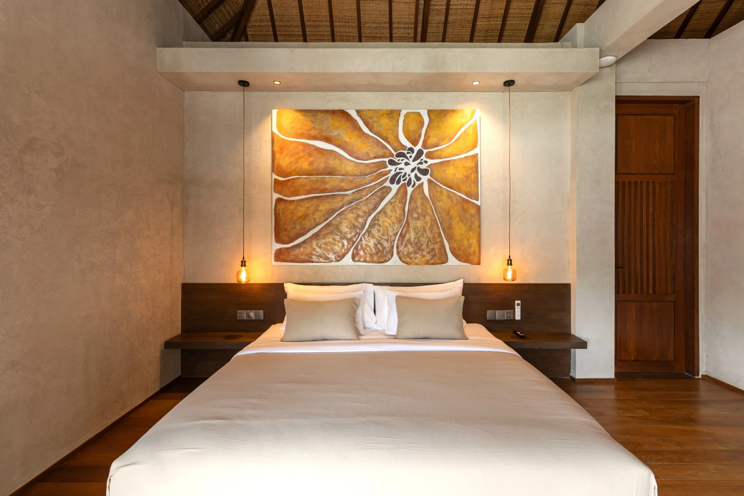 BALINESE MODERN TROPICAL STYLE VILLA - 6 BEDROOM - NYANYI BEACH - villa - for - sale - Bali