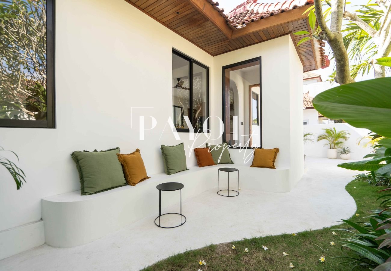 villa-for-sale-uluwatu-bali-four-bedroom