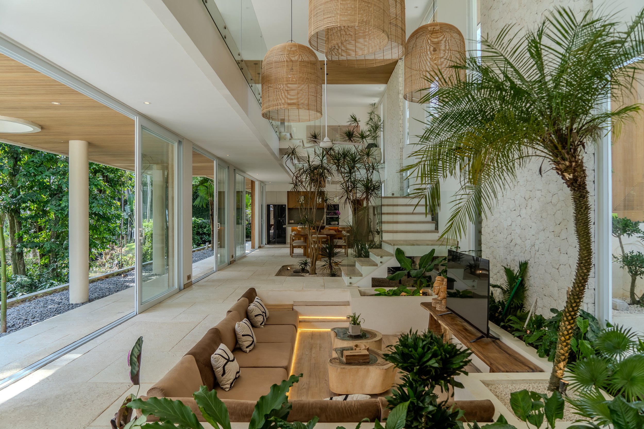 LAGOON STYLE TROPICAL VILLA - 4 BEDROOMS - PERERENAN