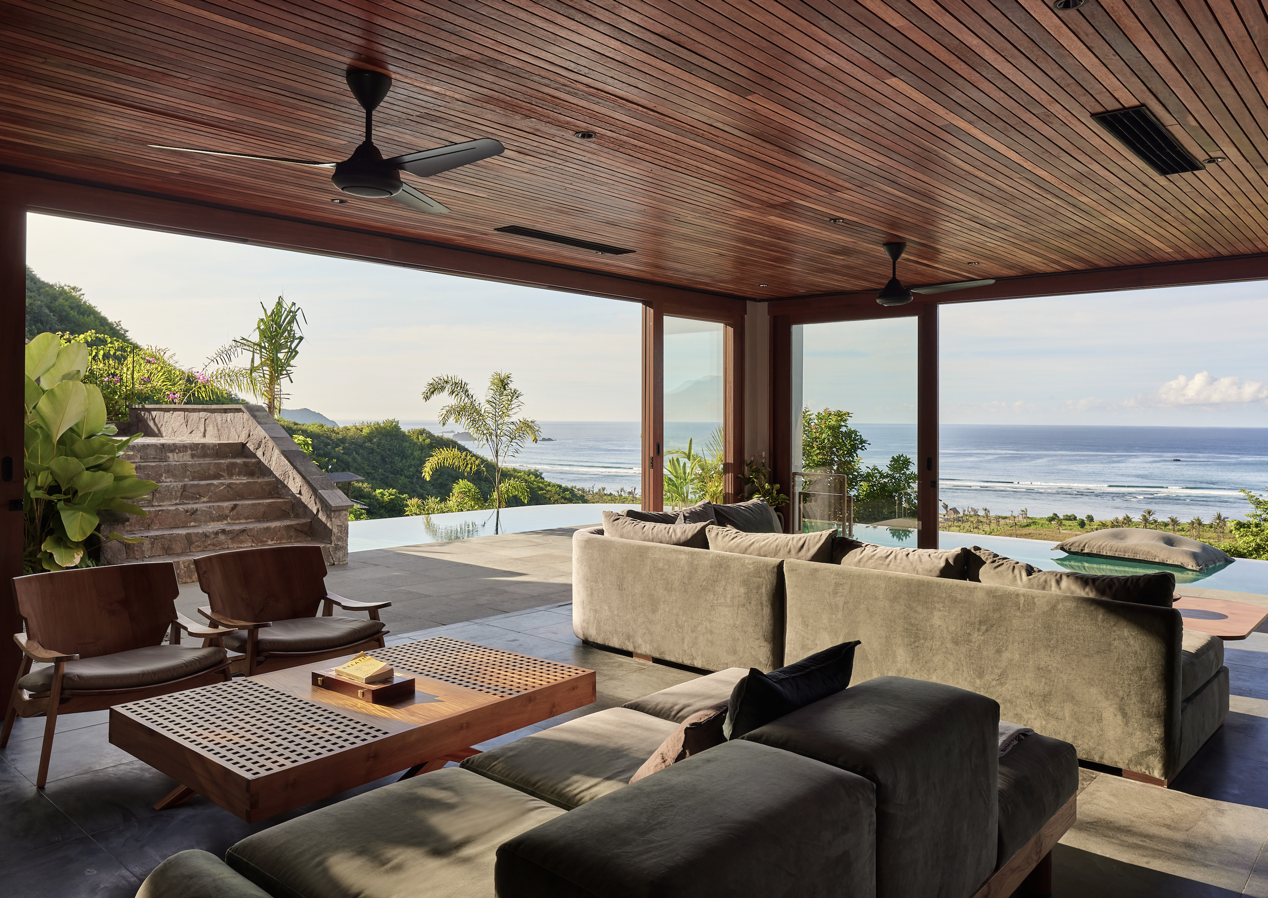 ARCHITECTURAL VILLA BY ALEXIS DORNIER - 5 BEDROOM - TAMPAH HILLS - LOMBOK - EXCLUSIVITY