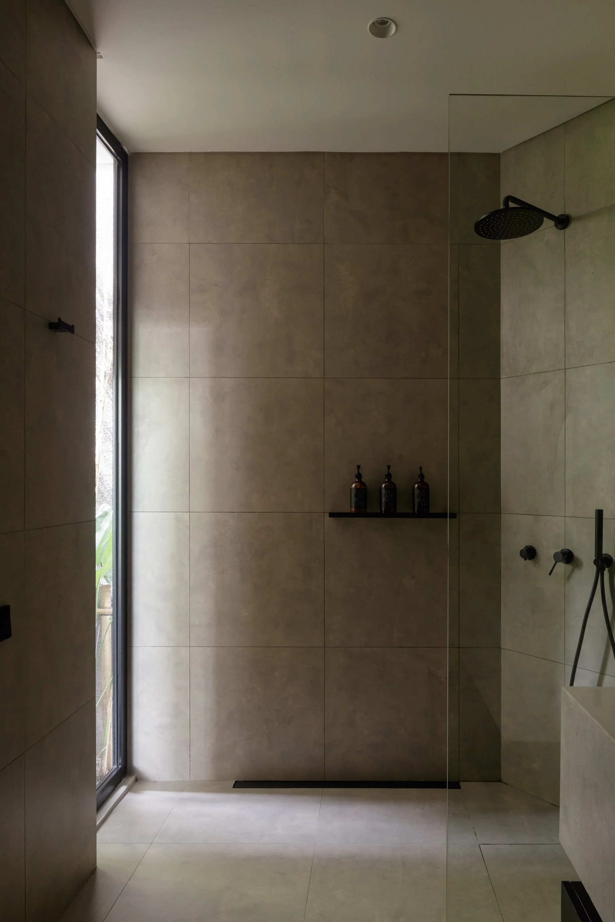 VILLA OF LINES AND LIGHT - 2 BEDROOM - CANGGU