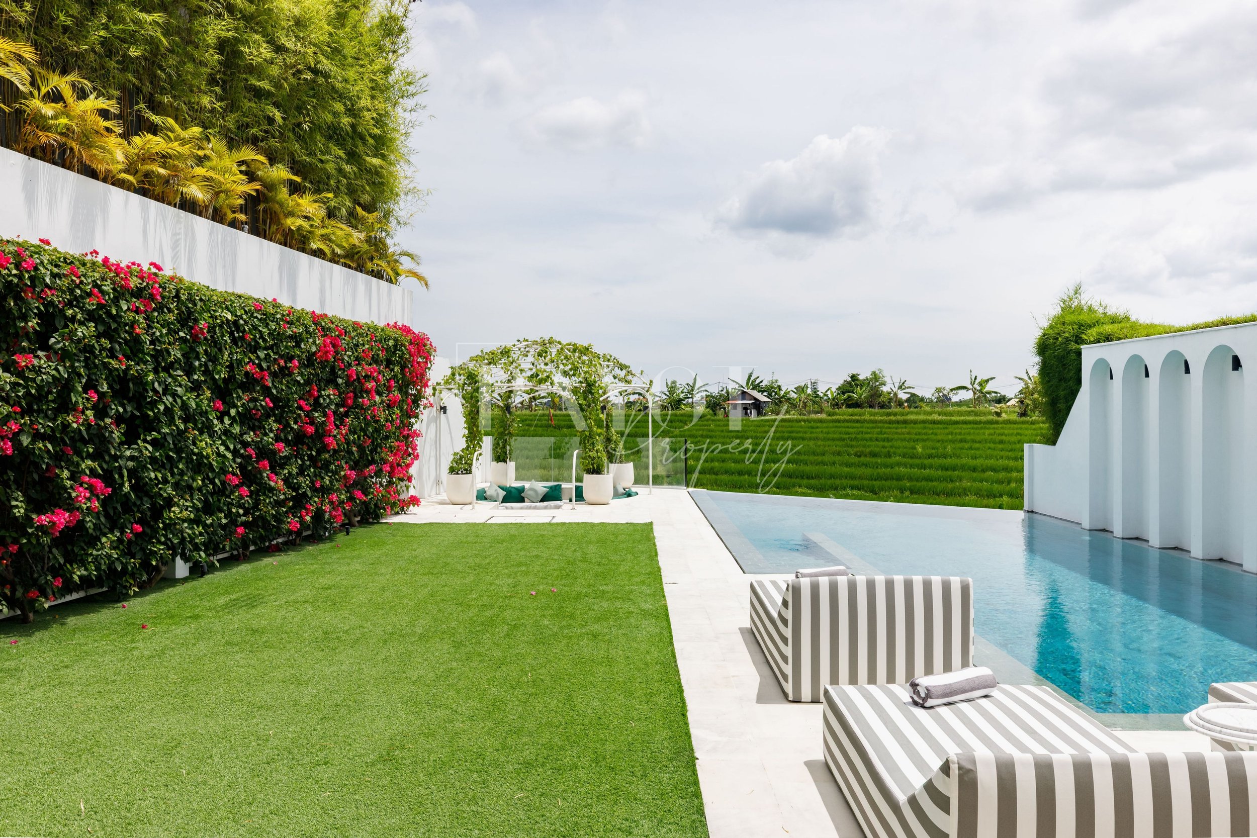 mansion-villa-for-sale-canggu-bali
