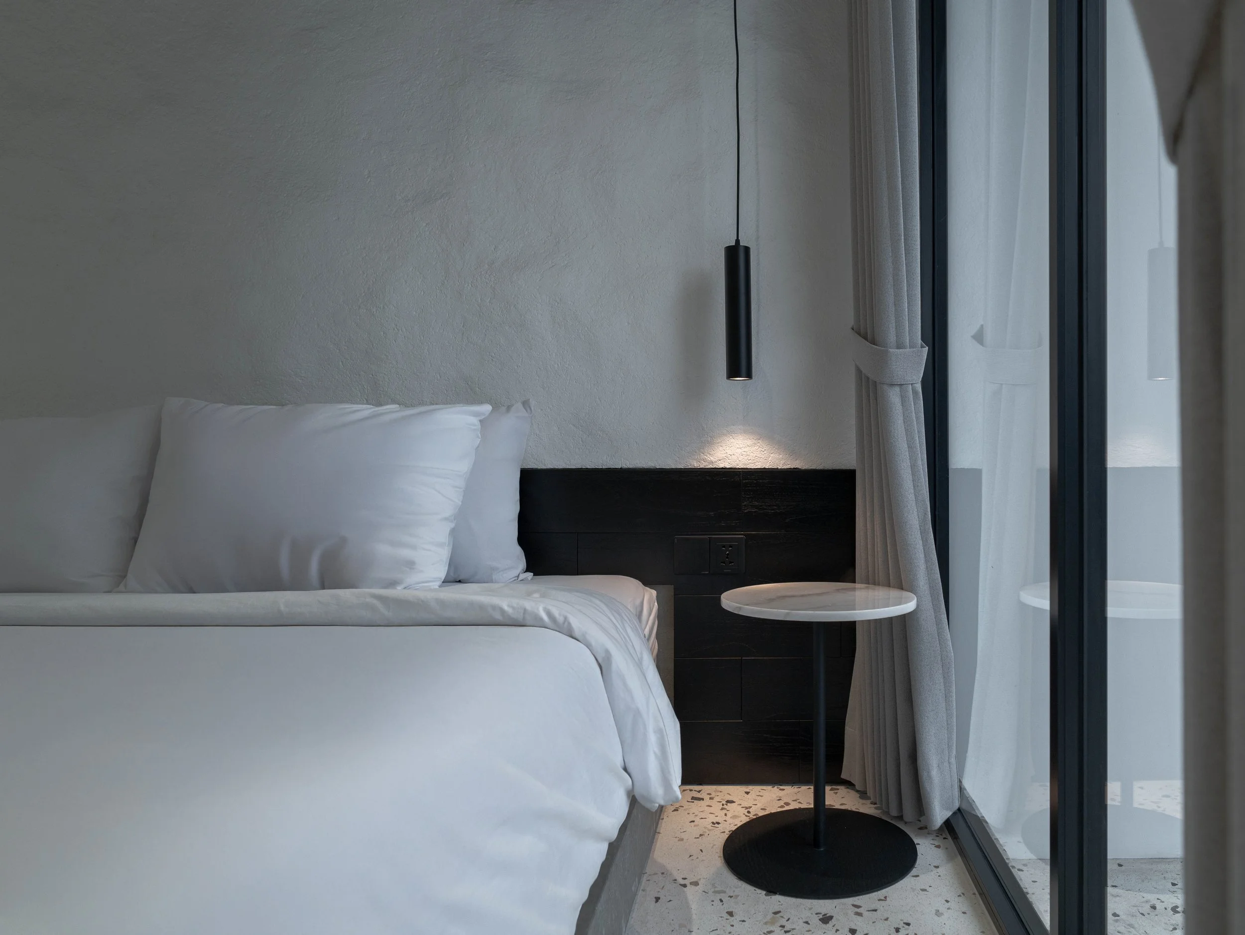 MONOCHROME GEOMETRY VILLA - 2 BEDROOM - PERERENAN