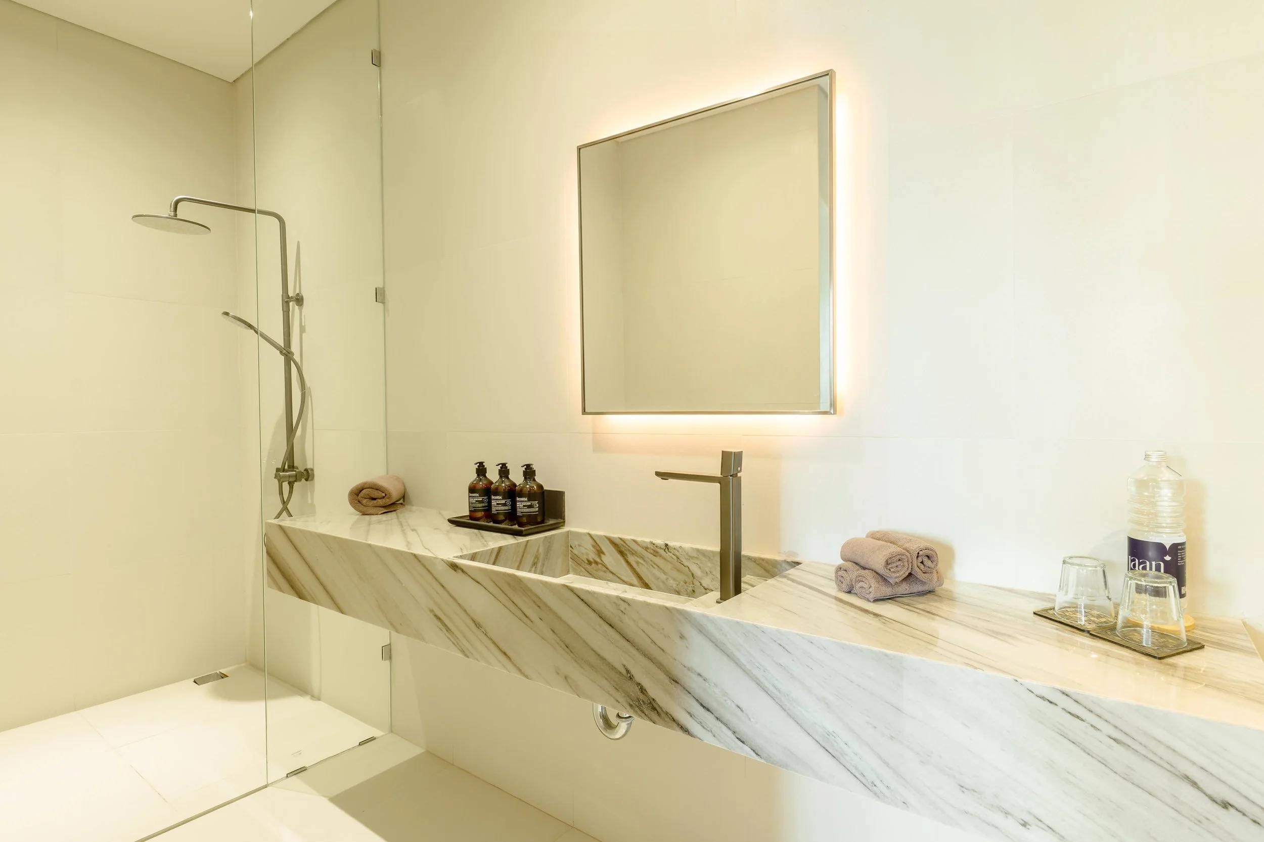 BOLD LINES & NATURAL TEXTURES VILLA - 4 BEDROOM - SEMINYAK - Bali - for sale - luxury - villa