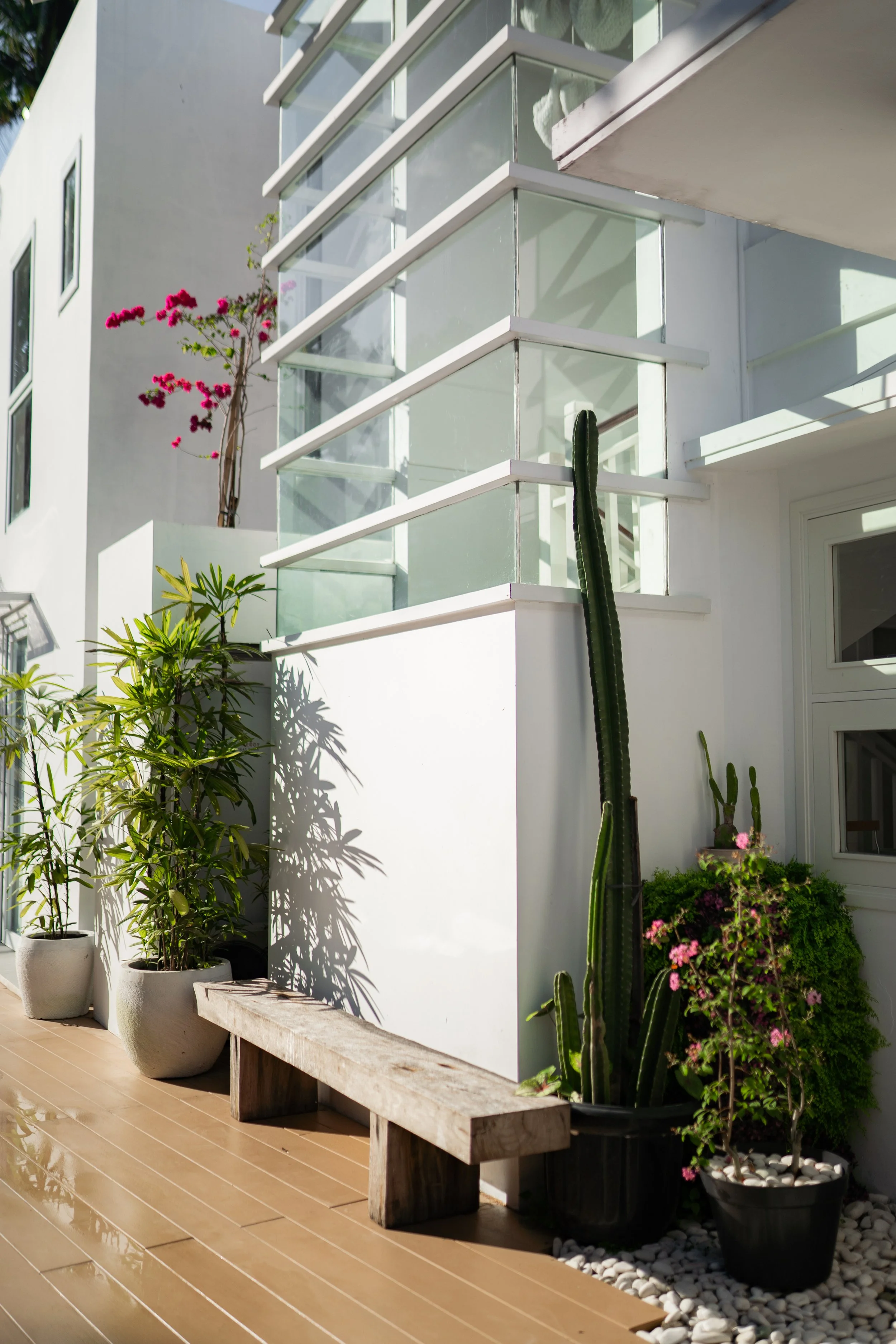 CONTEMPORARY SACTUARY FRAMED BY NATURE - 6 BEDROOM - UBUD