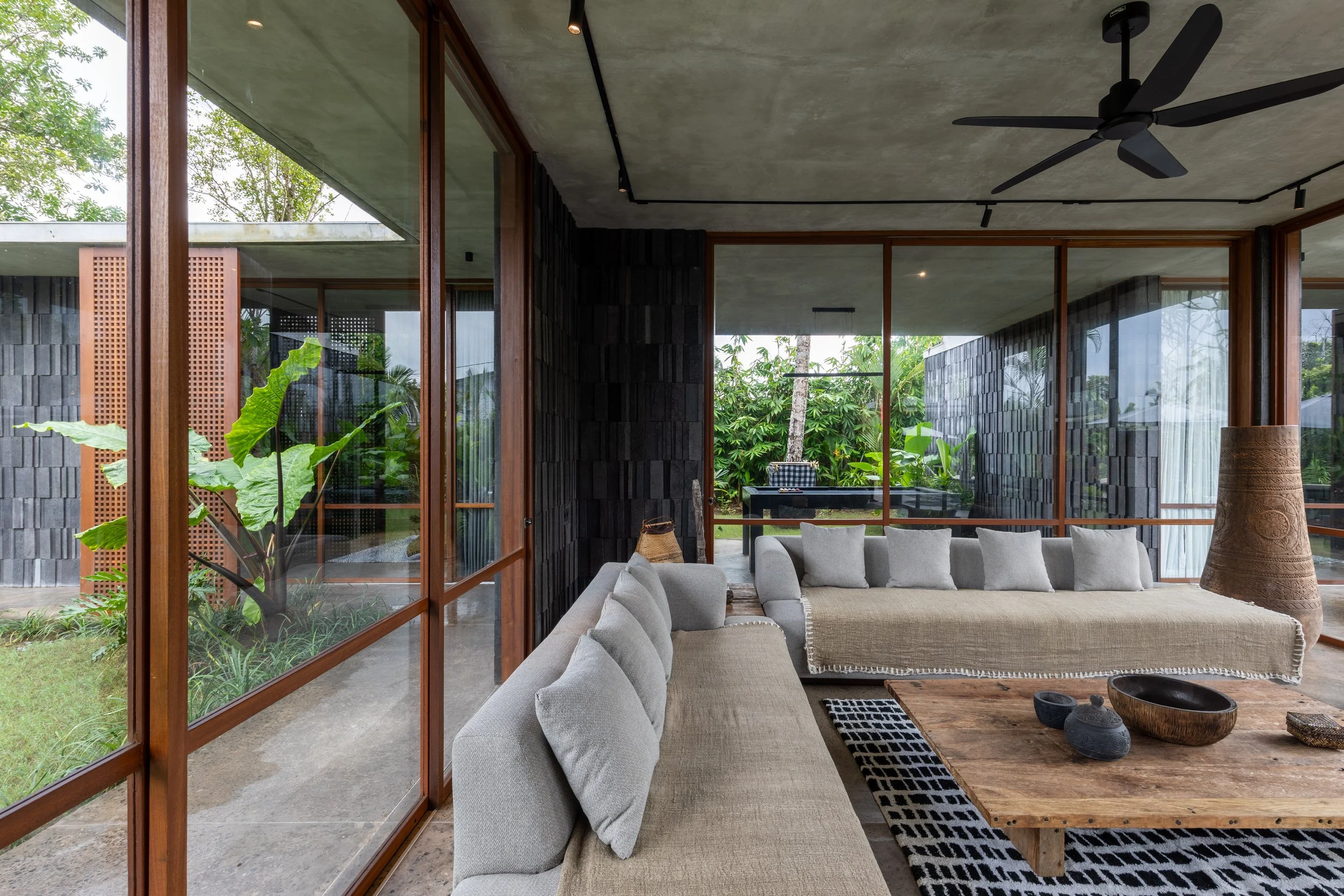 JAPANESE BRUTALIST VILLA - 5 BEDROOM - UBUD