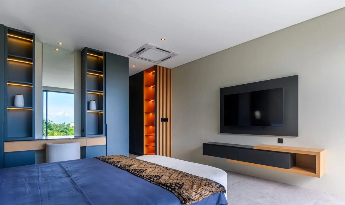 MODERN ELEGANT WHITE VILLA - 4 BEDROOM - JIMBARAN