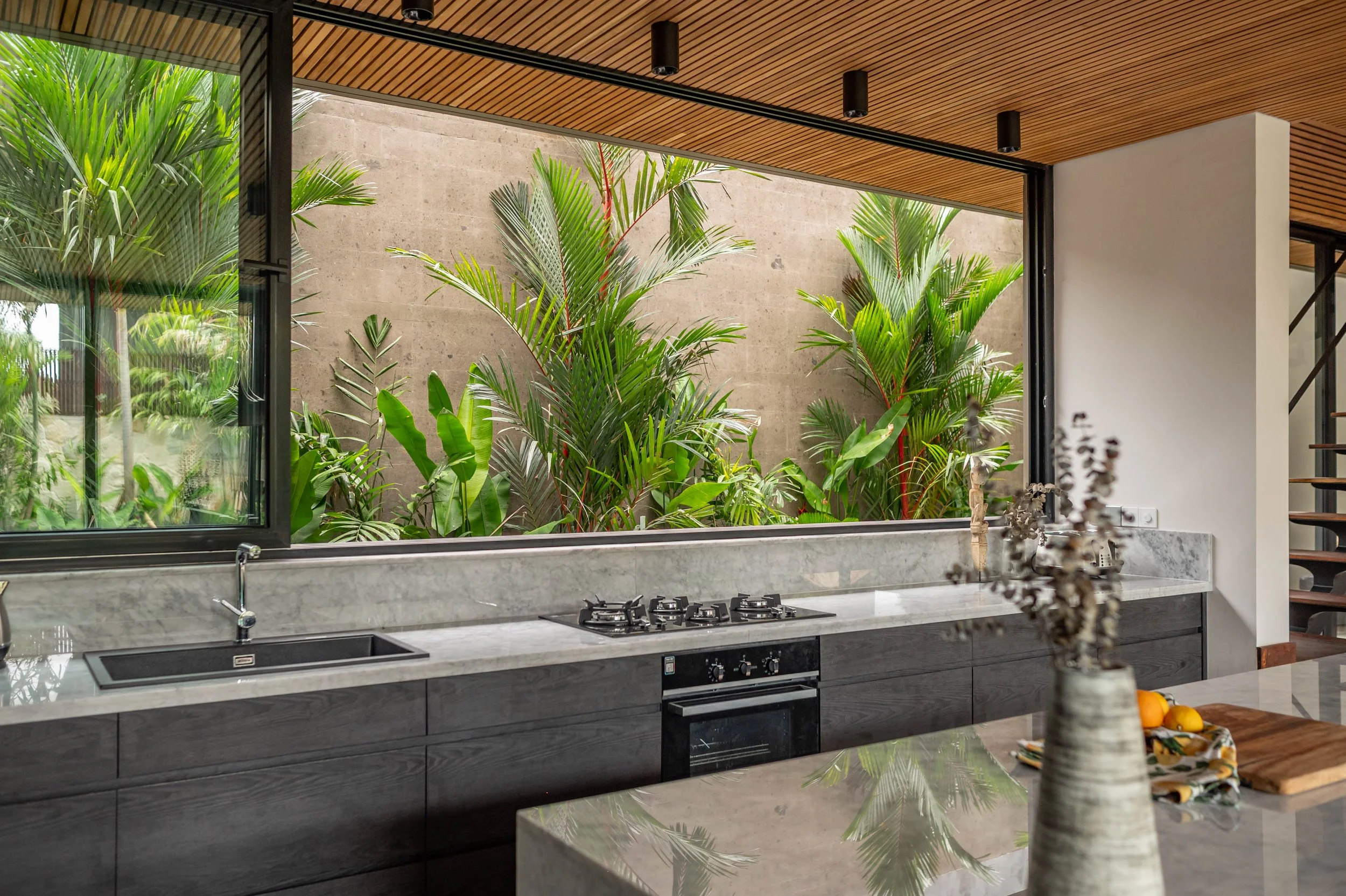 TIMELESS FAMILY VILLA - 4 BEDROOM - BABAKAN CANGGU | For Sale, Bali.