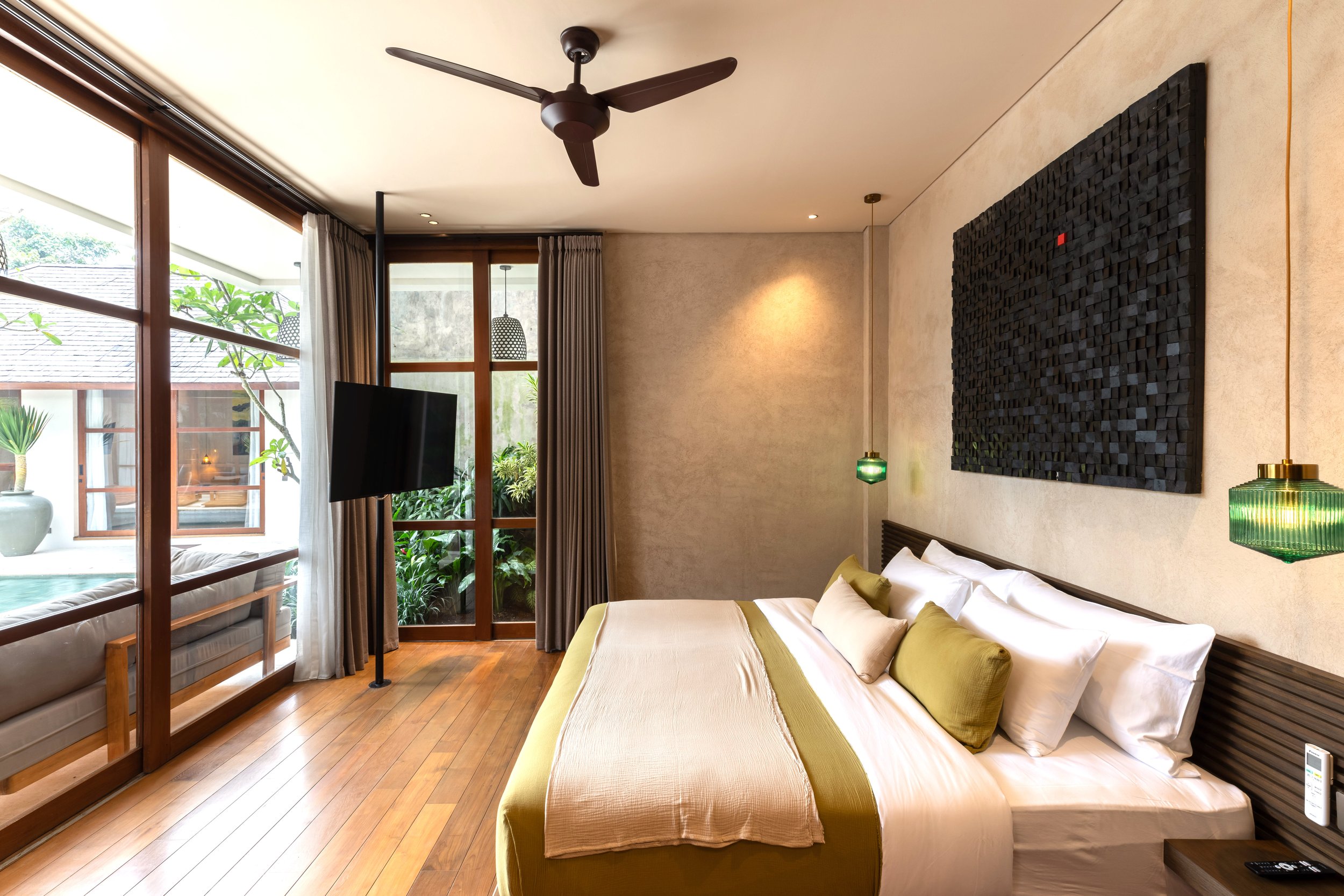 BALINESE MODERN TROPICAL STYLE VILLA - 6 BEDROOM - NYANYI BEACH - villa - for - sale - Bali