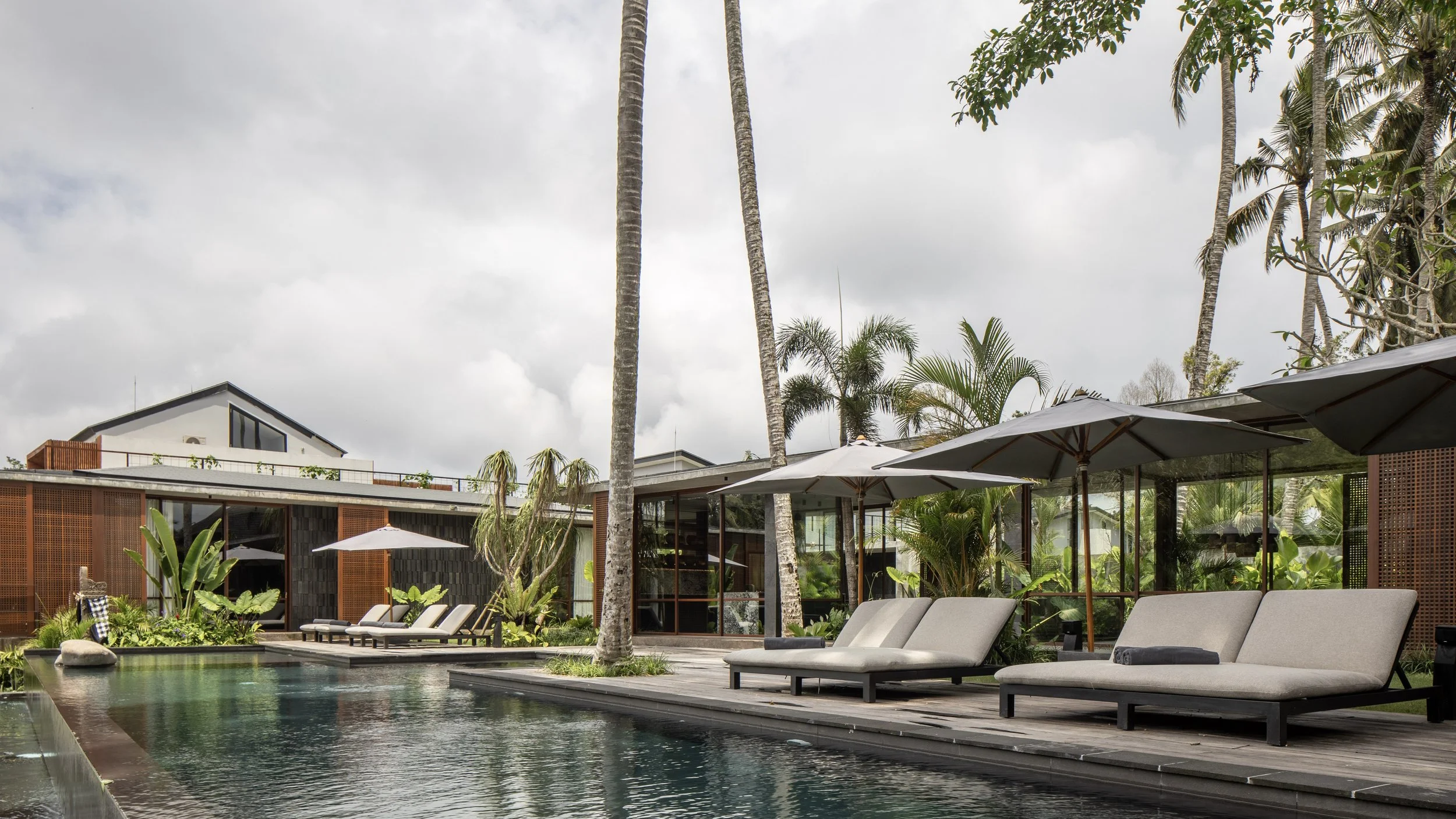 JAPANESE BRUTALIST VILLA - 5 BEDROOM - UBUD