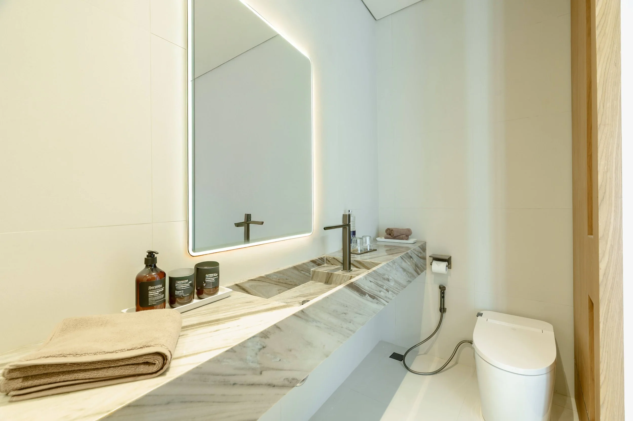 BOLD LINES & NATURAL TEXTURES VILLA - 4 BEDROOM - SEMINYAK - Bali - for sale - luxury - villa