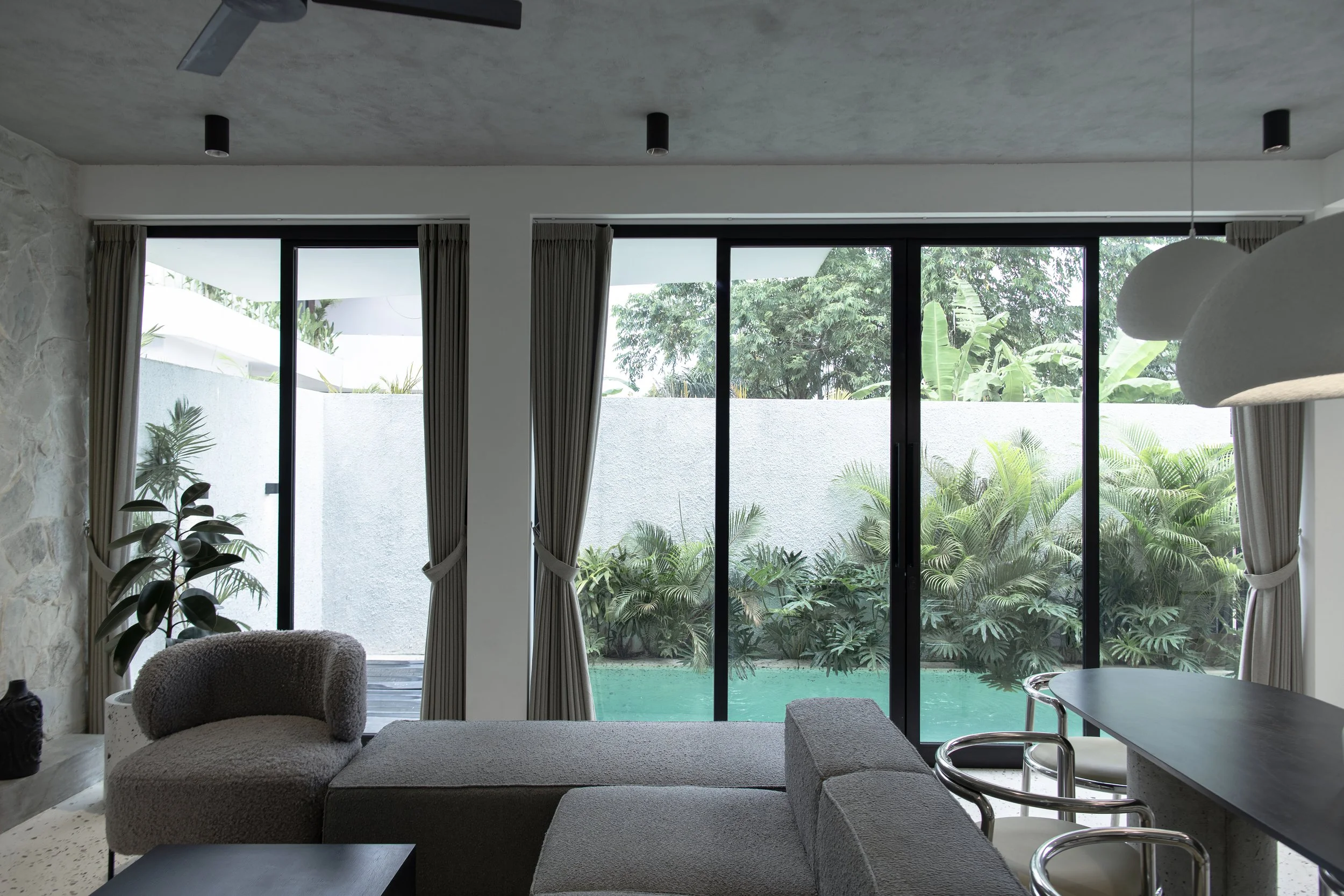 MONOCHROME GEOMETRY VILLA - 2 BEDROOM - PERERENAN