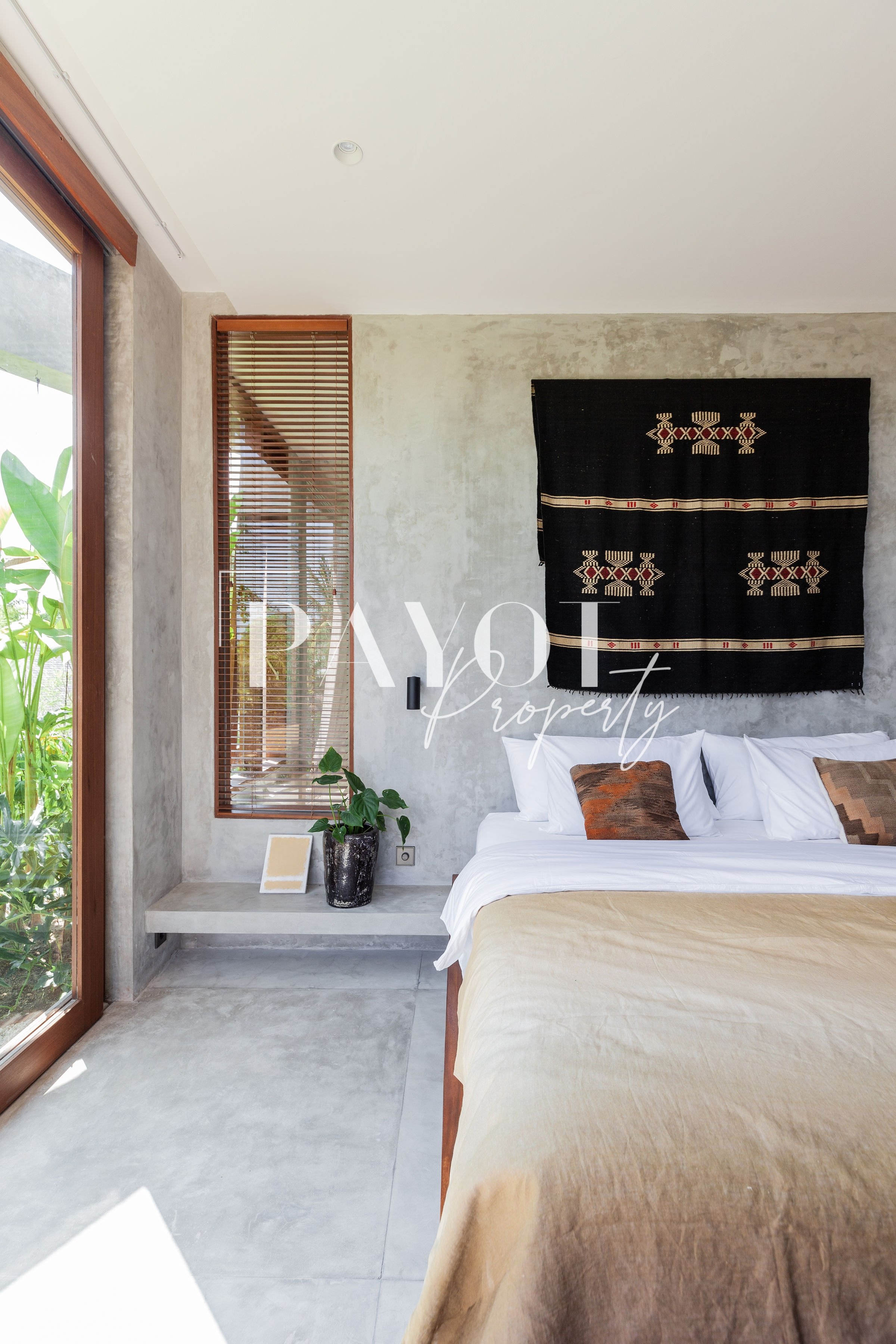 industrial villa for yearly rent Pererenan Bali