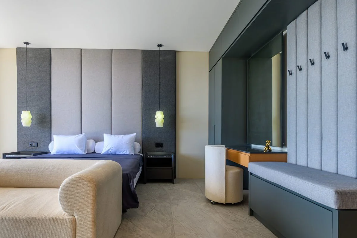 MODERN ELEGANT WHITE VILLA - 4 BEDROOM - JIMBARAN