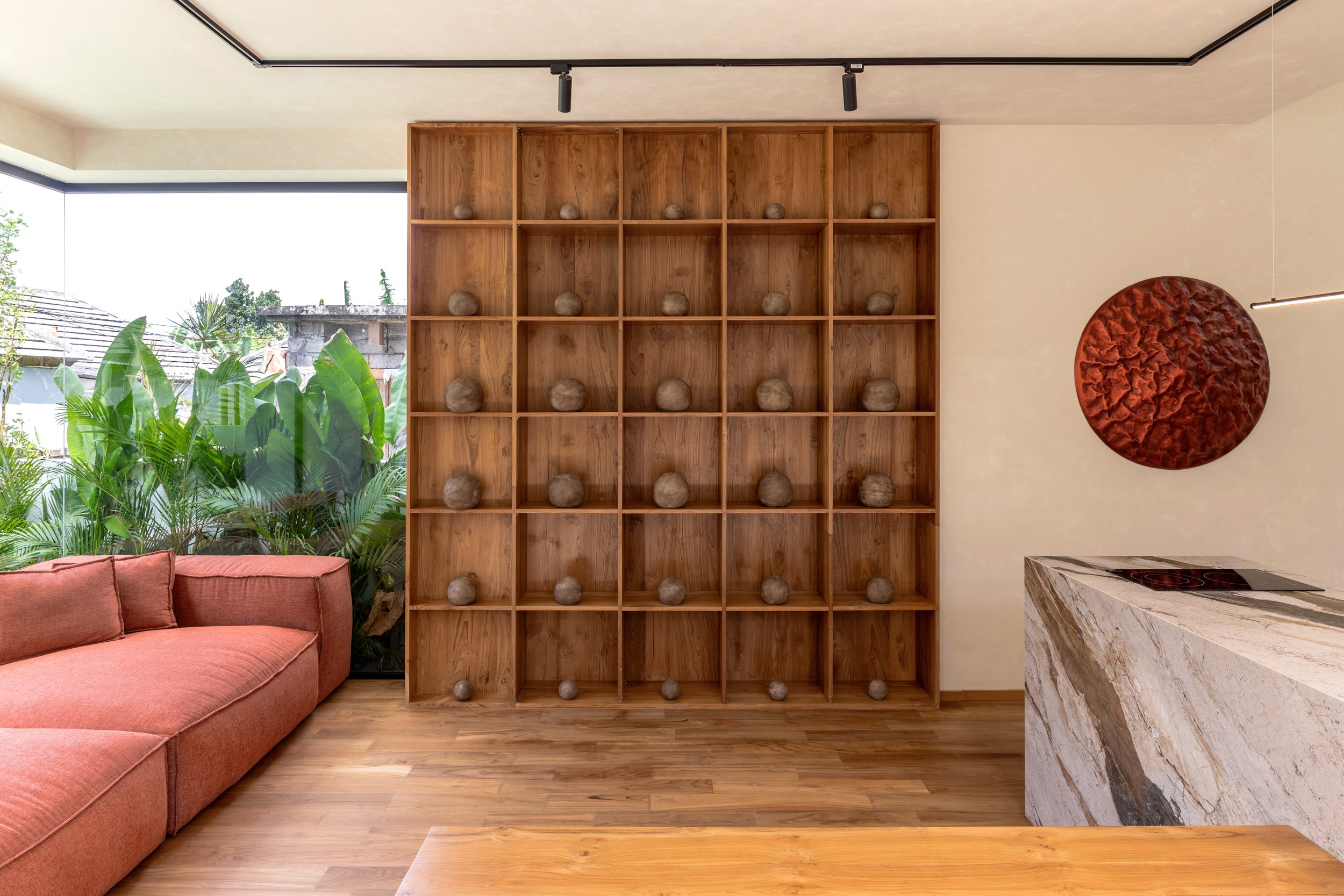 MONOLITHIC VILLA WITH TROPICAL SOUL - 2 BEDROOM - UBUD