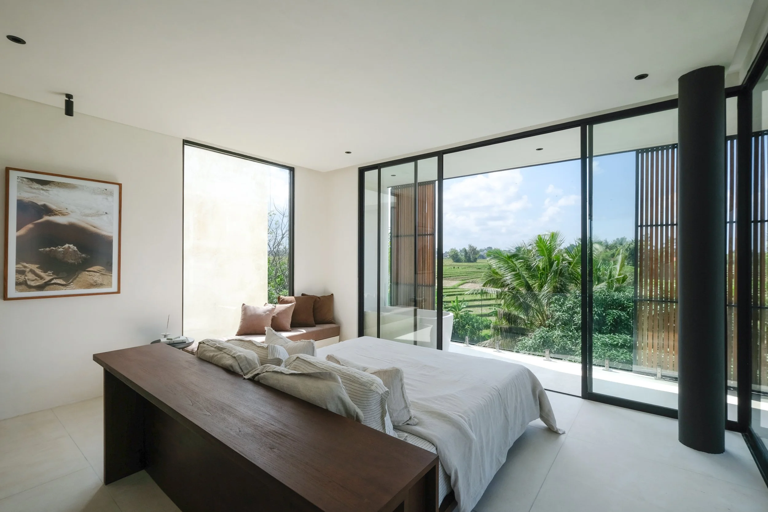 ARCHITECTURAL TROPICAL VILLA ABOVE THE RICE FIELDS - 3 BEDROOM - NYANYI BEACH - Bali - for - sale