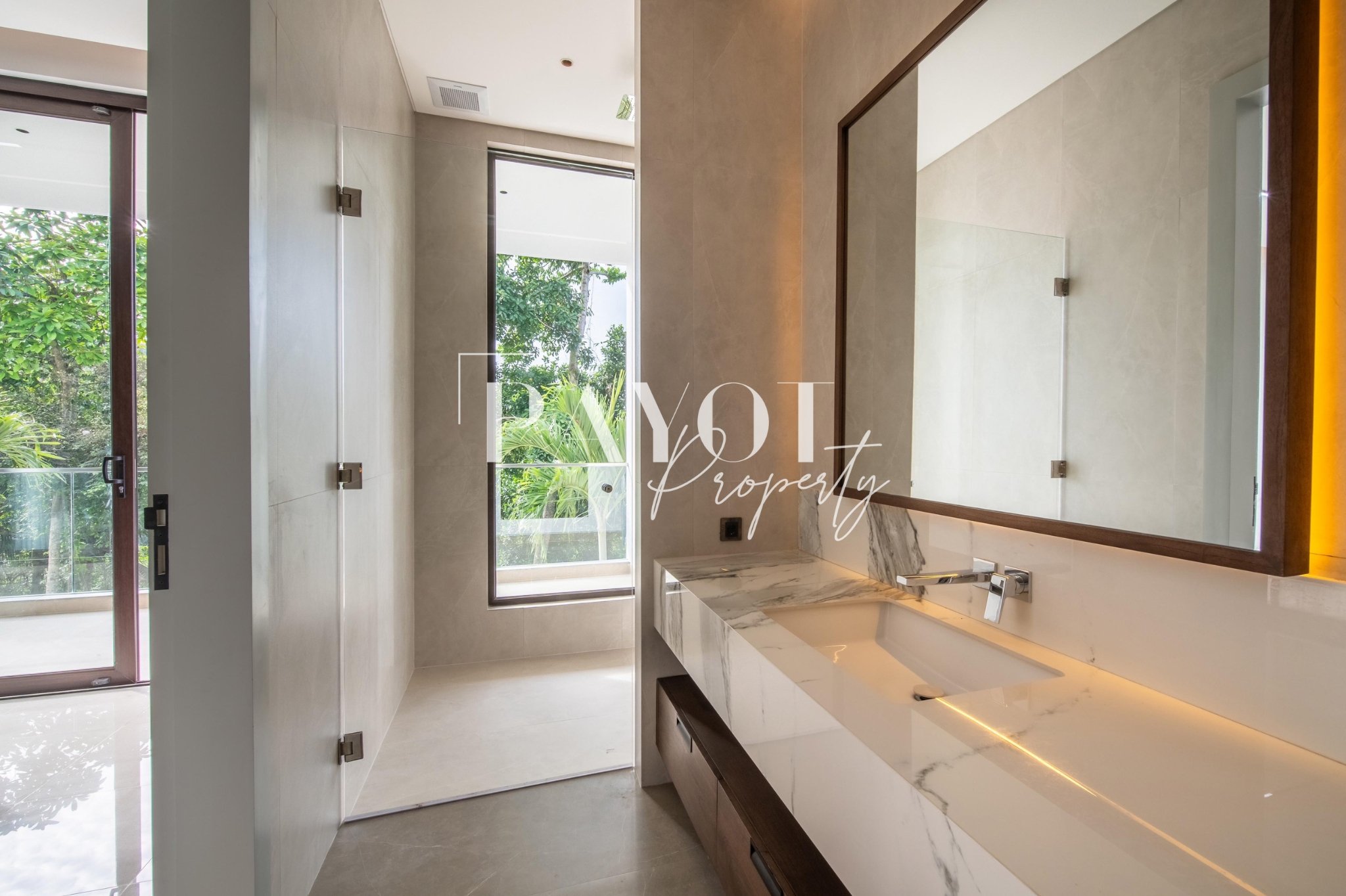 VILLA UBUD JUNGLE VIEW FOR SALE BALI