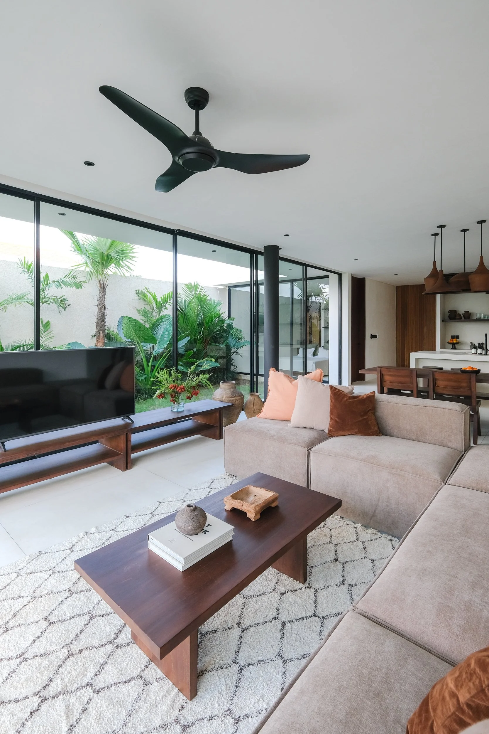 ARCHITECTURAL TROPICAL VILLA ABOVE THE RICE FIELDS - 3 BEDROOM - NYANYI BEACH - Bali - for - sale