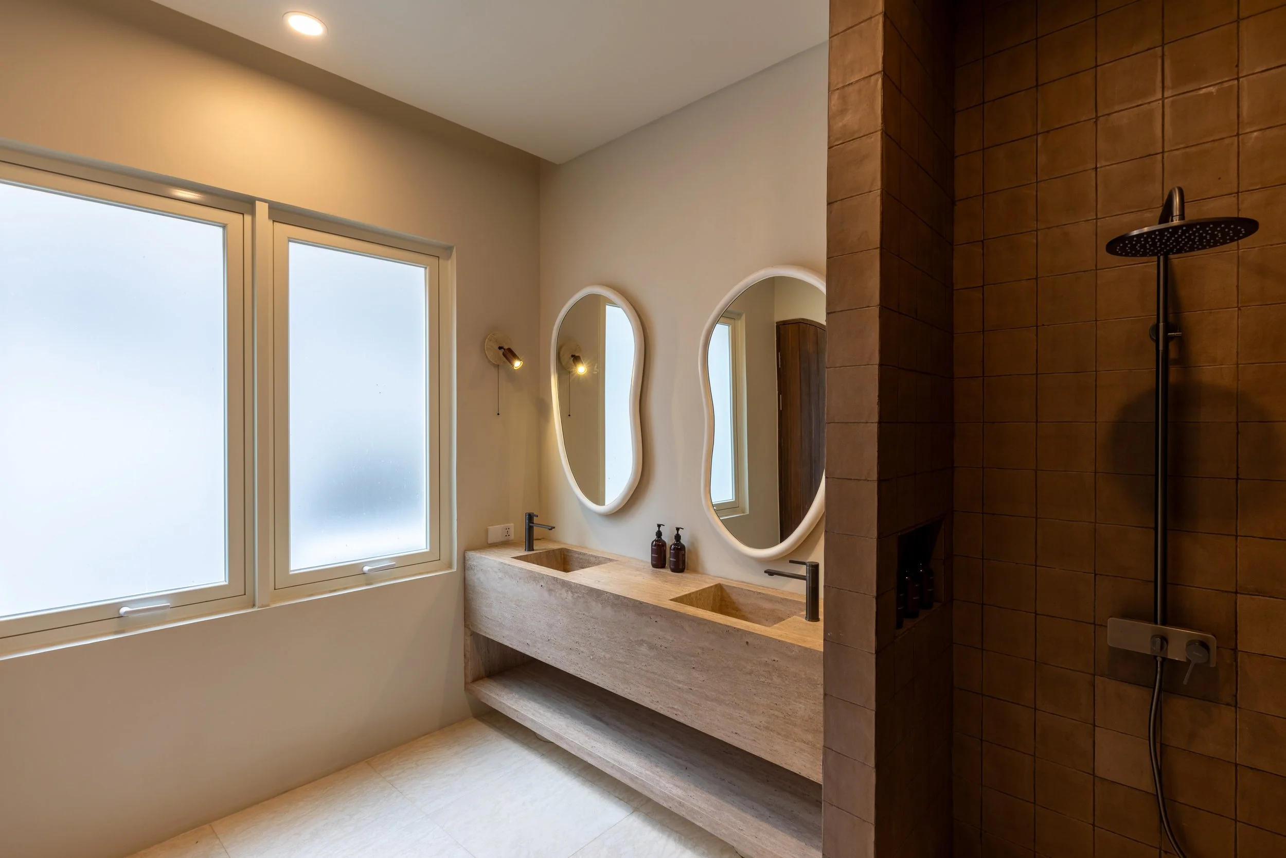 Payot Property-12.jpg