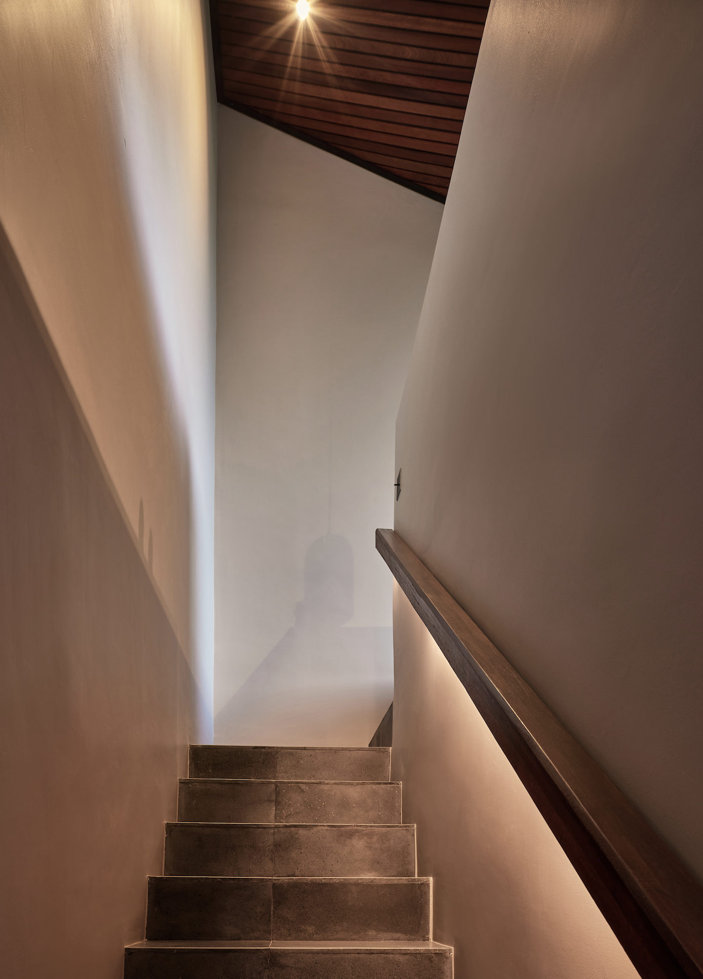 ARCHITECTURAL VILLA BY ALEXIS DORNIER - 5 BEDROOM - TAMPAH HILLS - LOMBOK - EXCLUSIVITY