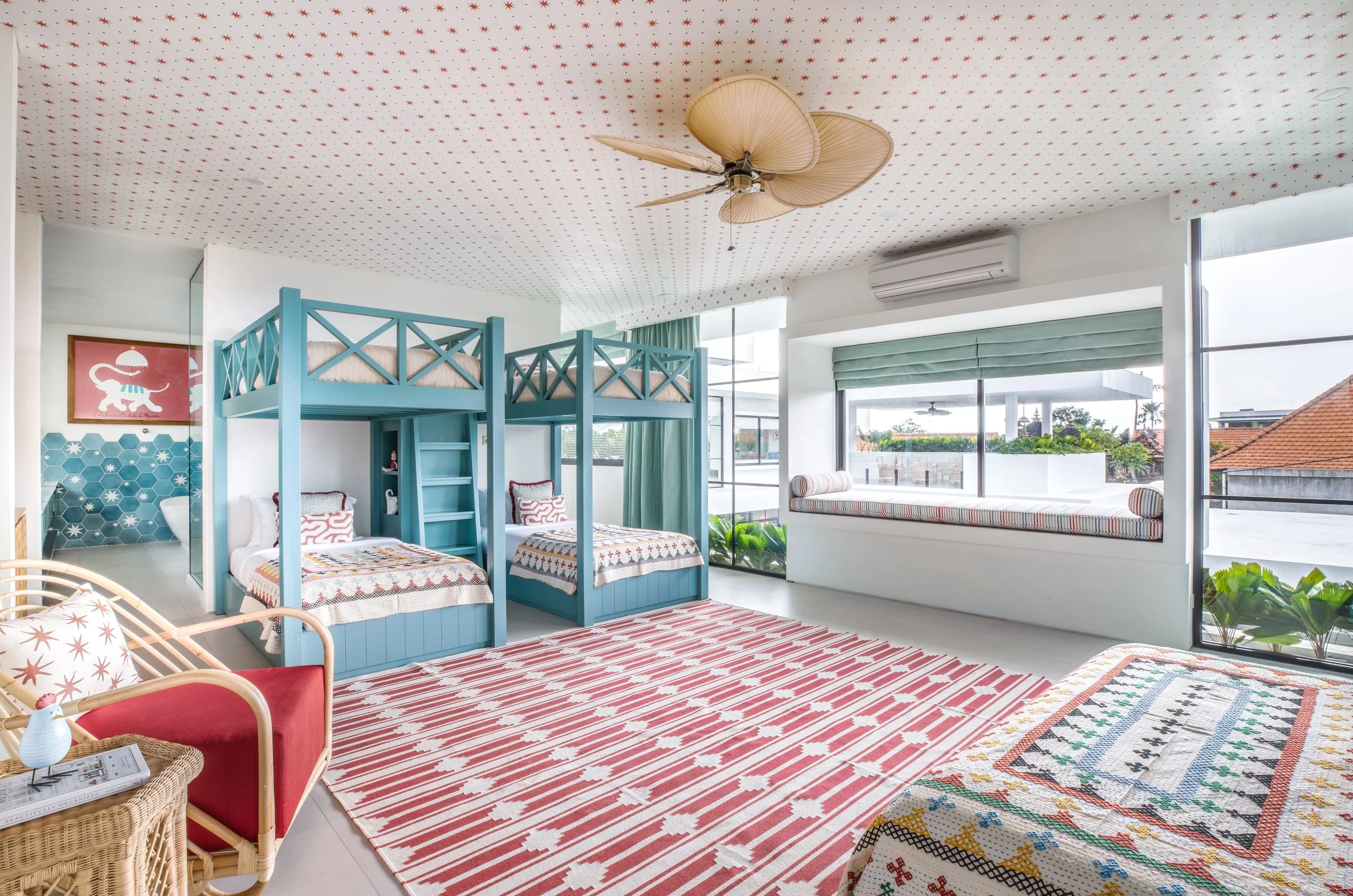 villa-for-sale-bali-canggu-berawa-6-bedroom