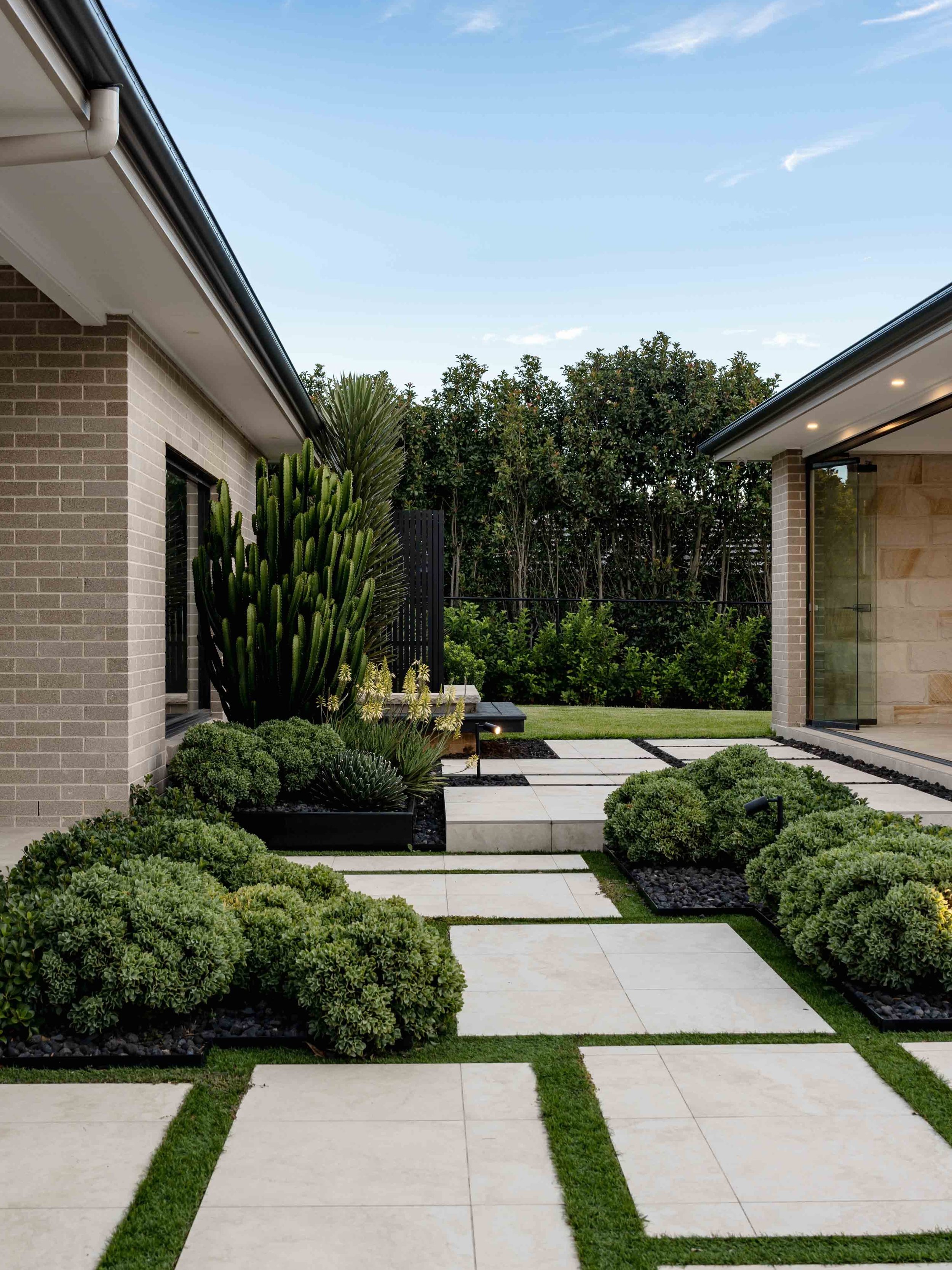 When your client takes garden maintenance to the next level 🍃
A beautifully kept garden by 1 very proud owner 😇

#gardenlovers #landscapedesi̇gn #manicuredgarden #landscapedesigner