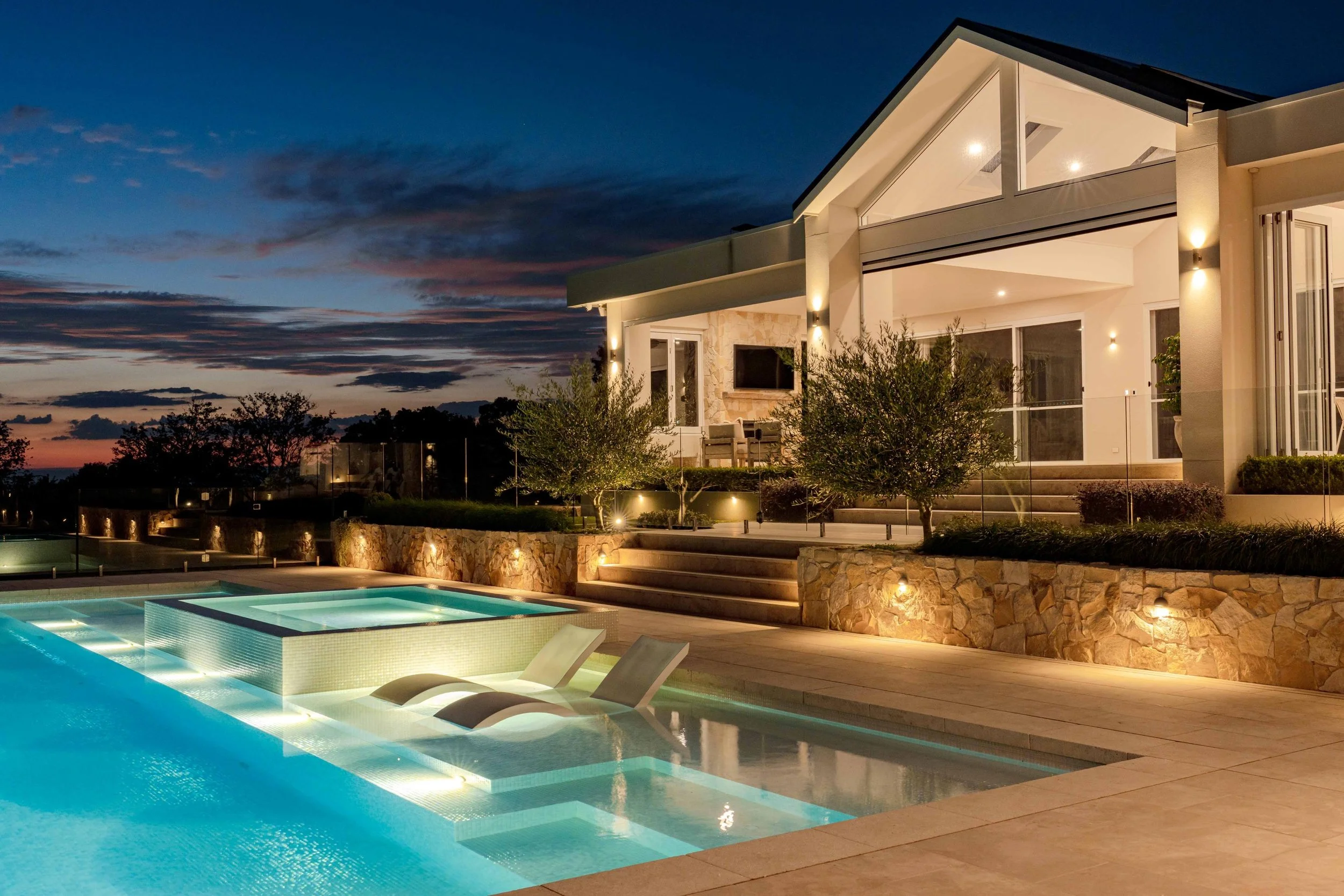 Pool night lighting 