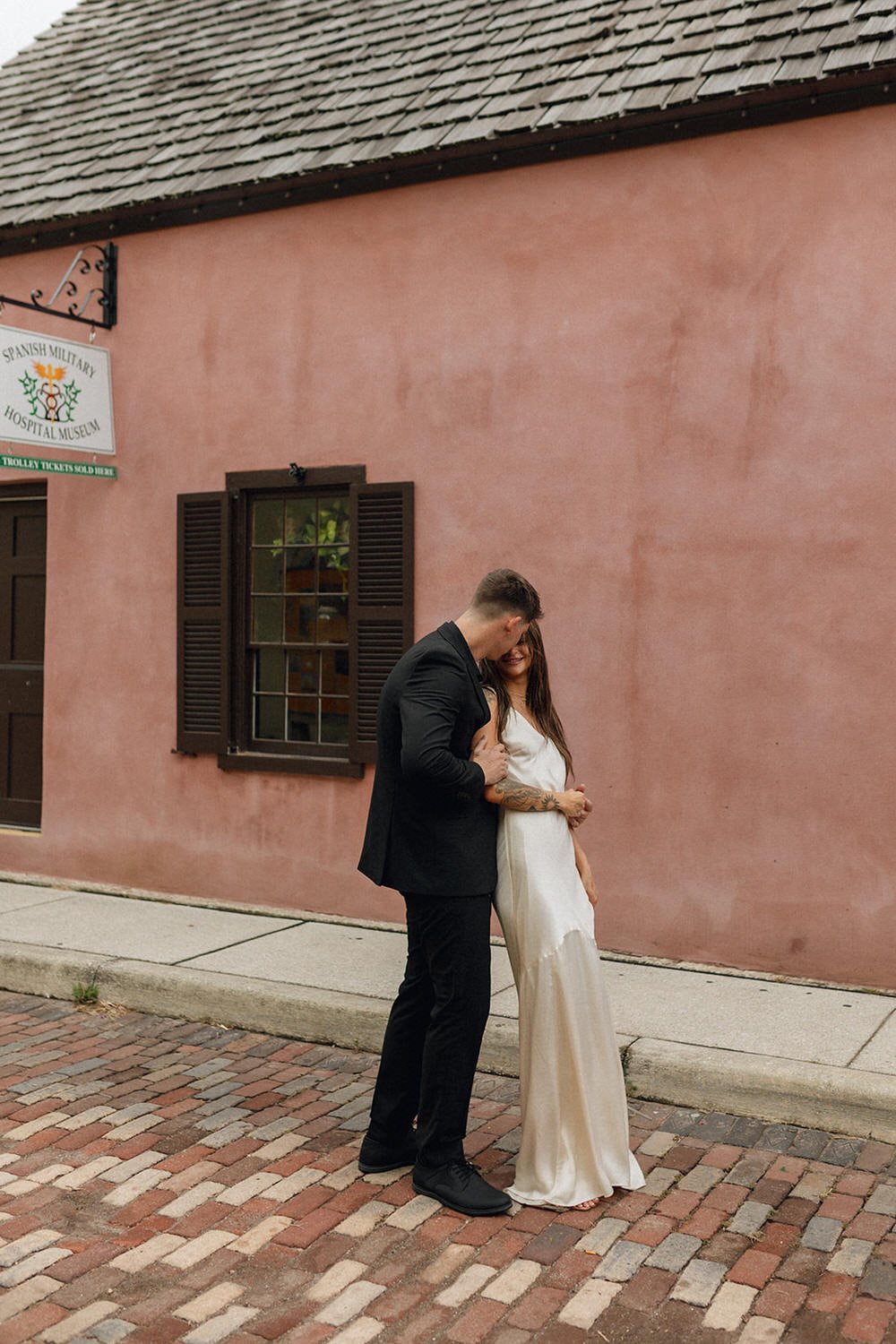 elopement-downtown-st-augustine-old-hollywood-style (12).jpg