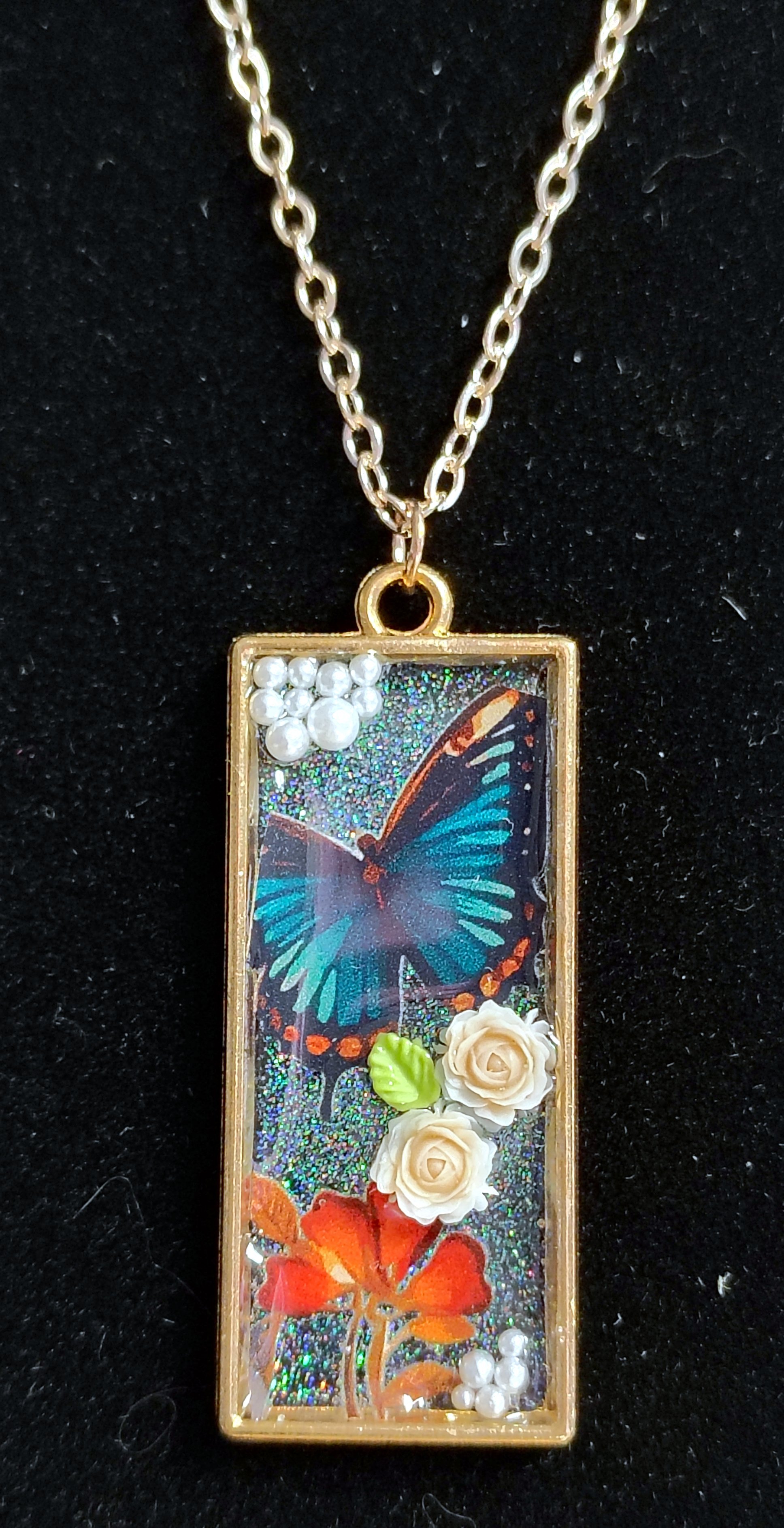 Necklace-GoldRectangleButterflyFlowers1.jpg
