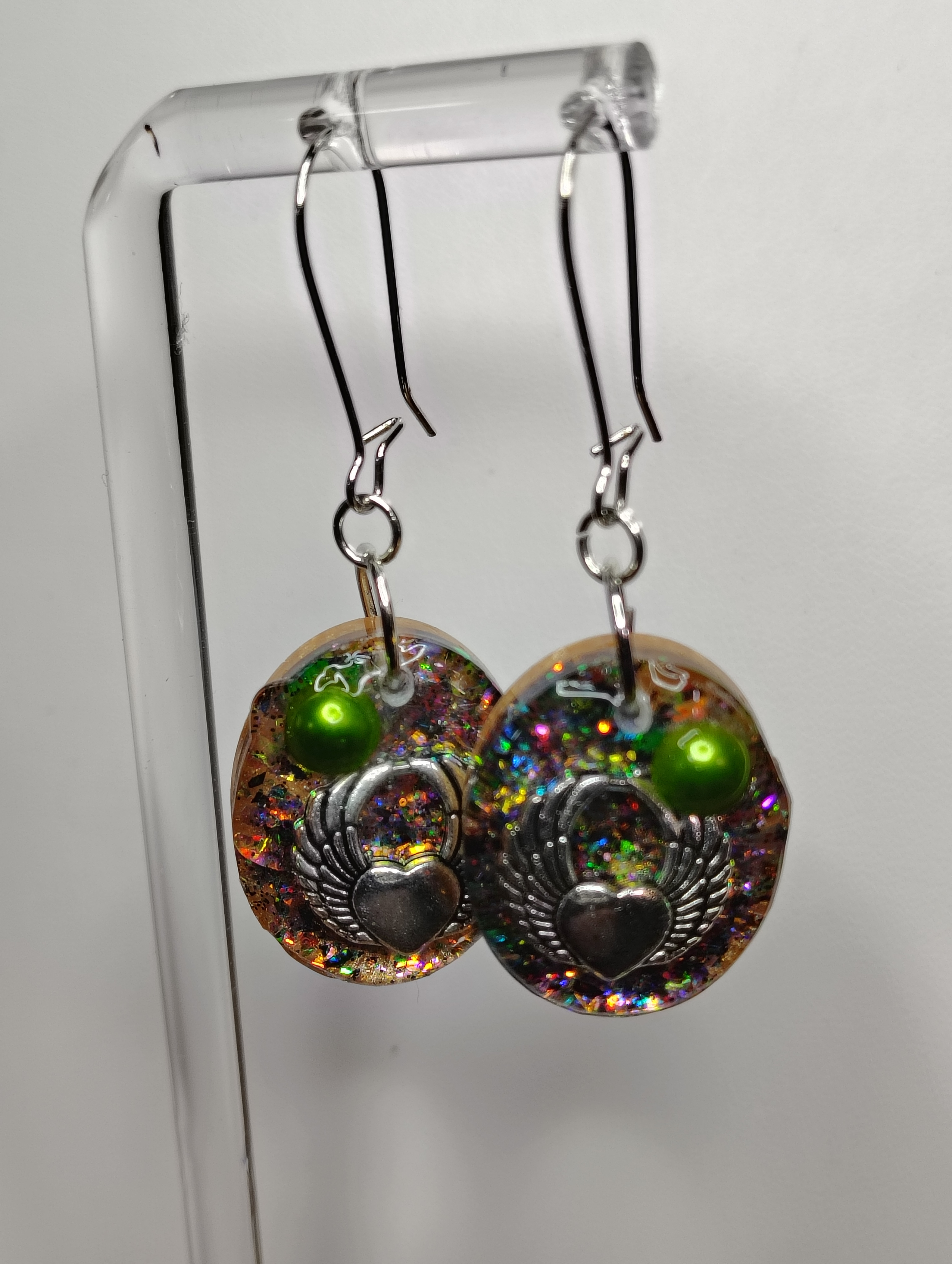 Wings of Love Earrings1.png