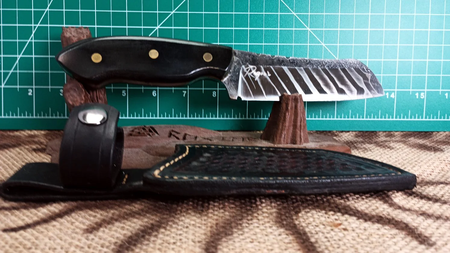 Micarta Brass Sheepsfoot 2.jpg