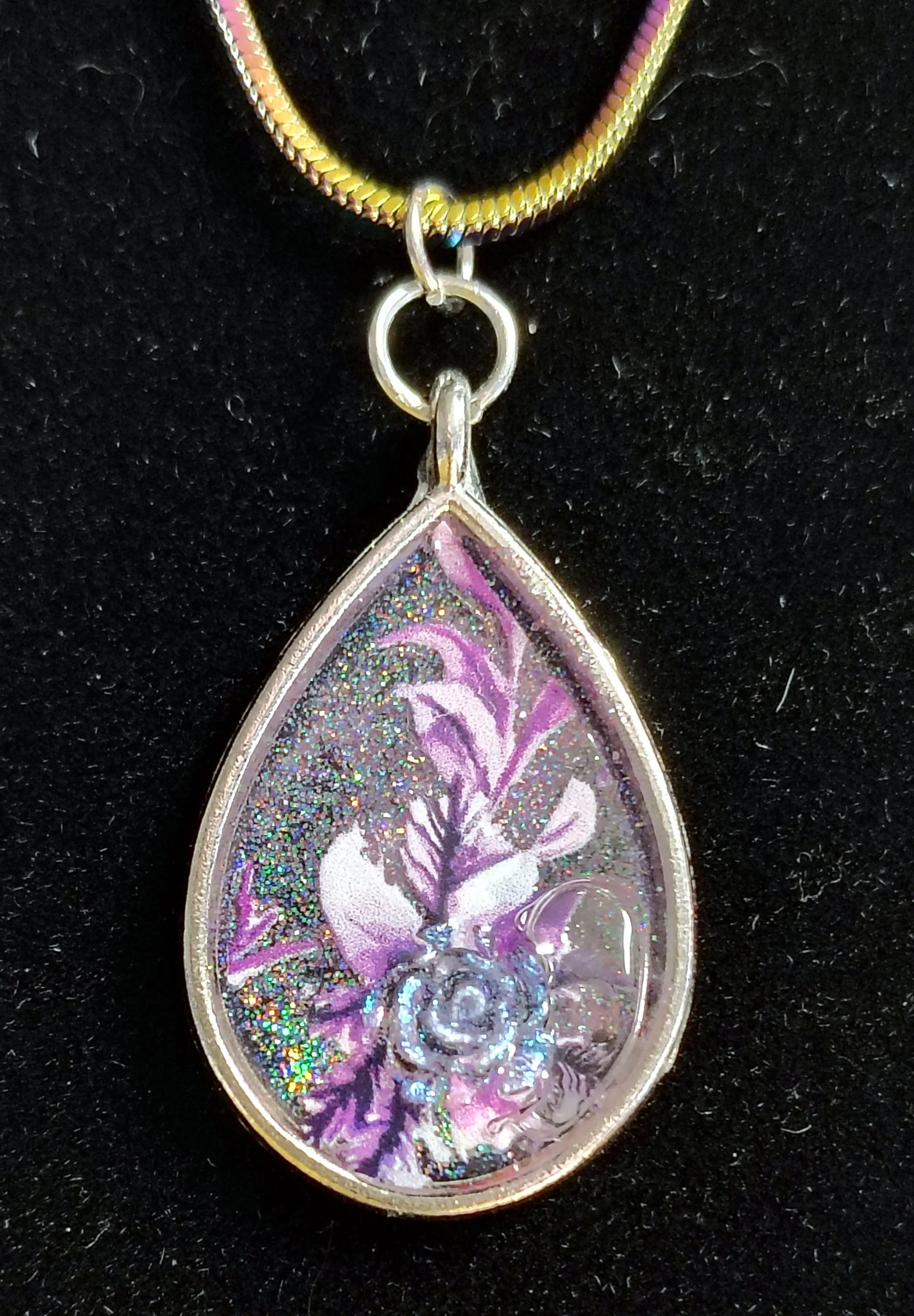 Necklace-TeardropFloralCloseup.jpg
