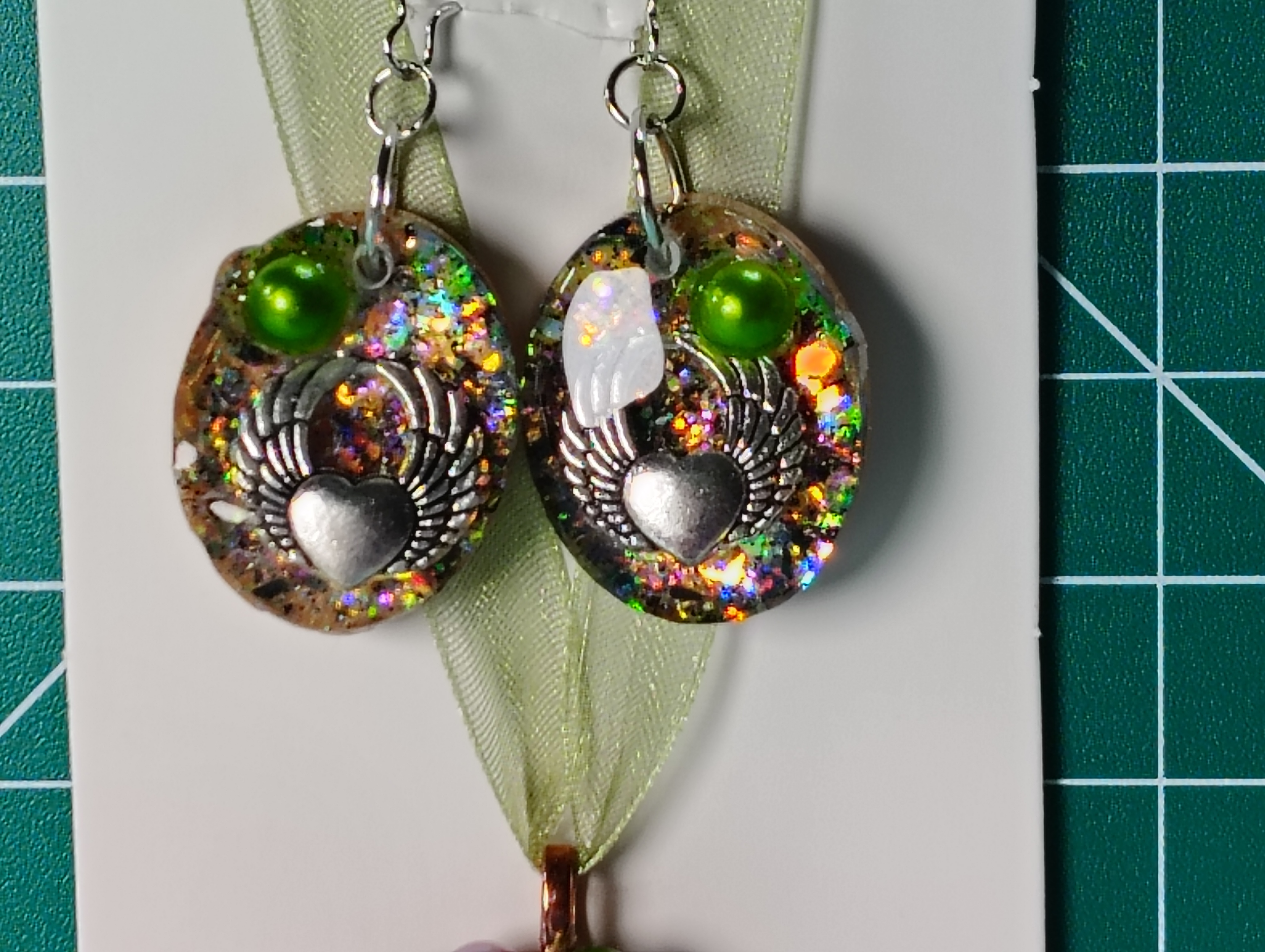 Wings of Love Earrings2.png