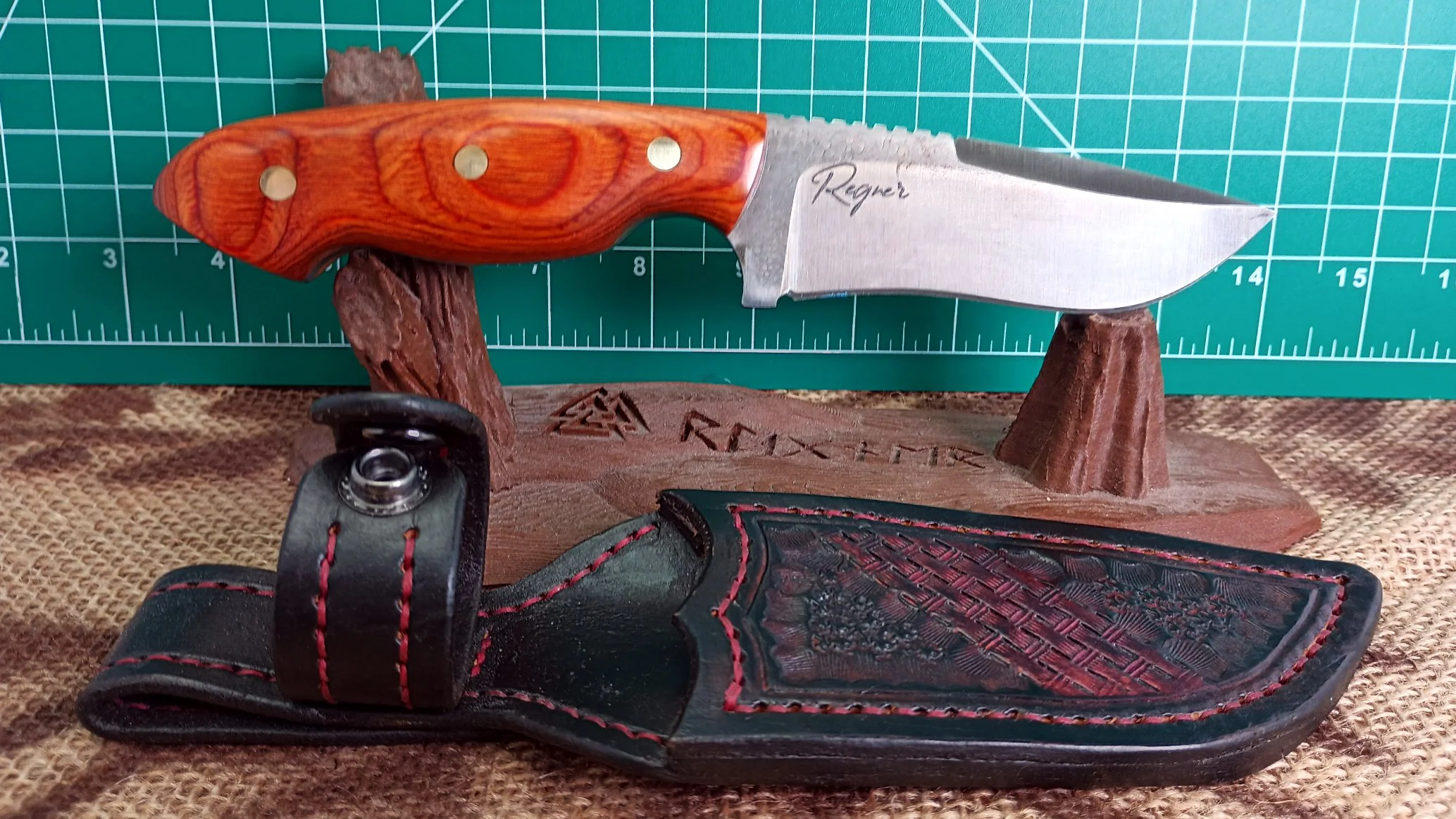 4 inch Pudgy Goat in Cocobolo Dymalux